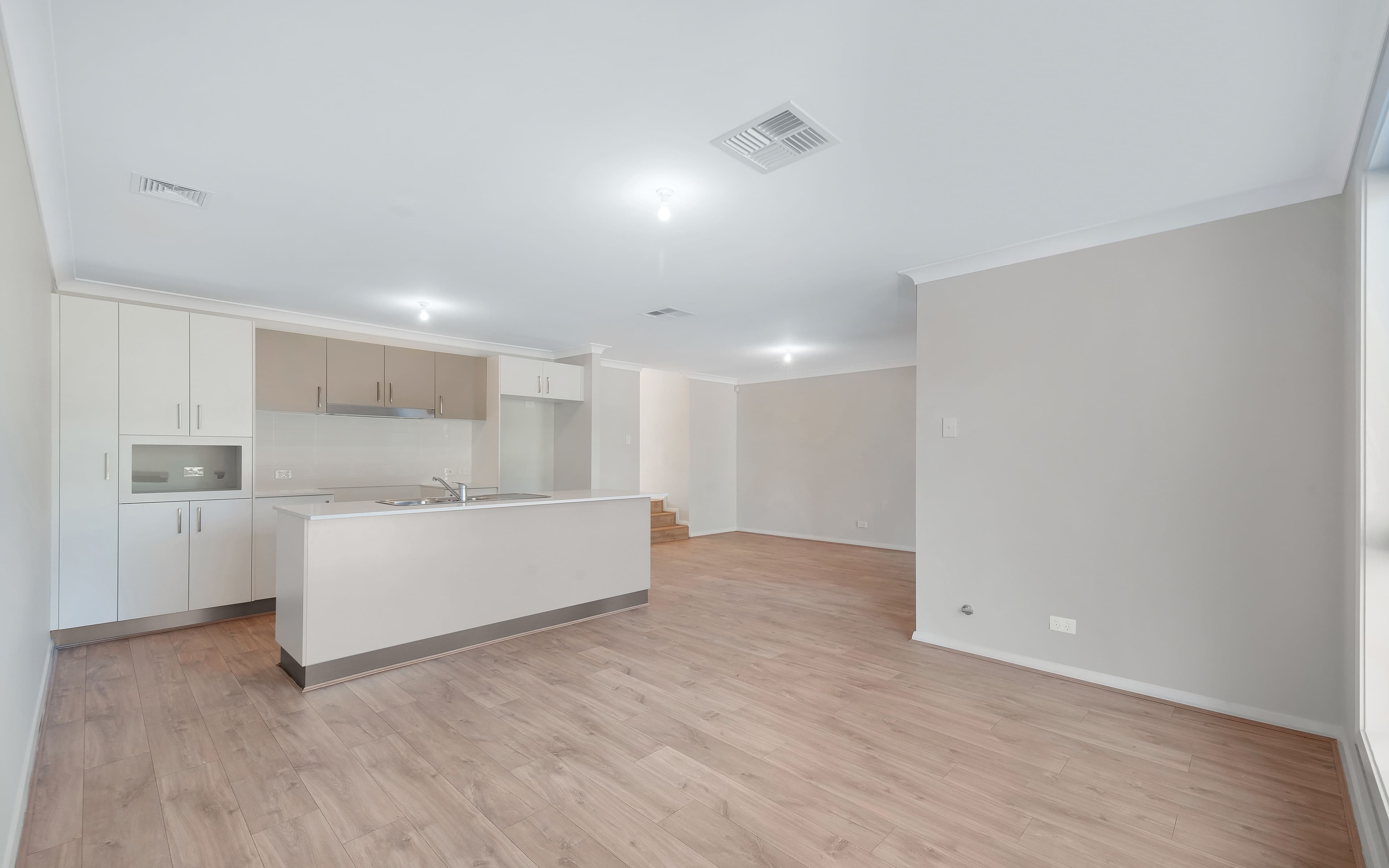 104 Goldsmith Avenue, Campbelltown NSW 2560, Campbelltown - Thumbnail 6