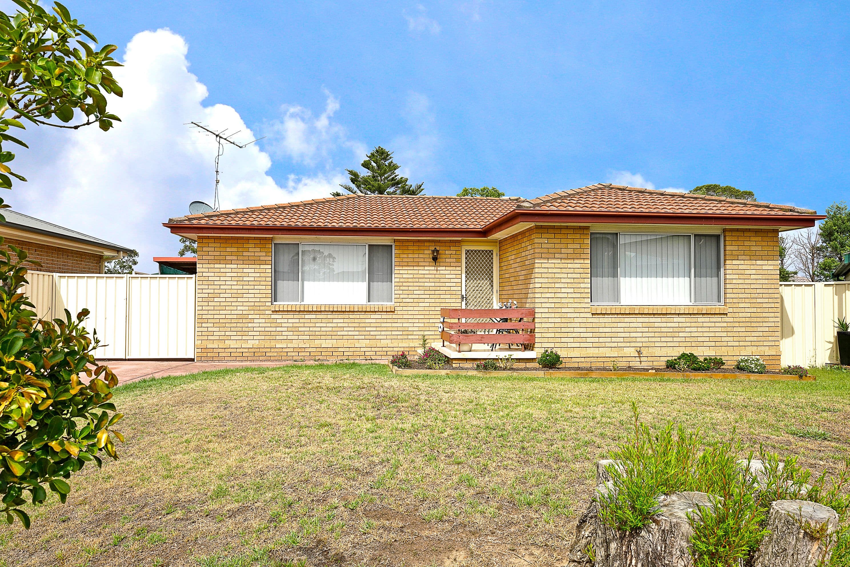9 Exley Place, South Penrith - Image 1