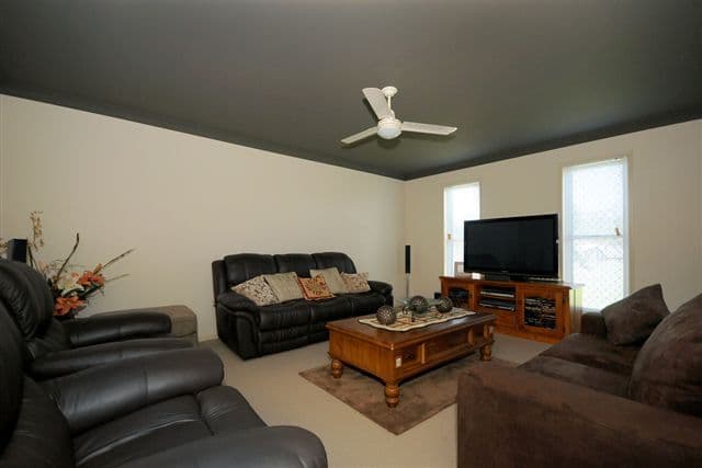15 Mitchell Road, HIGHFIELDS QLD 4352, Highfields - Thumbnail 3