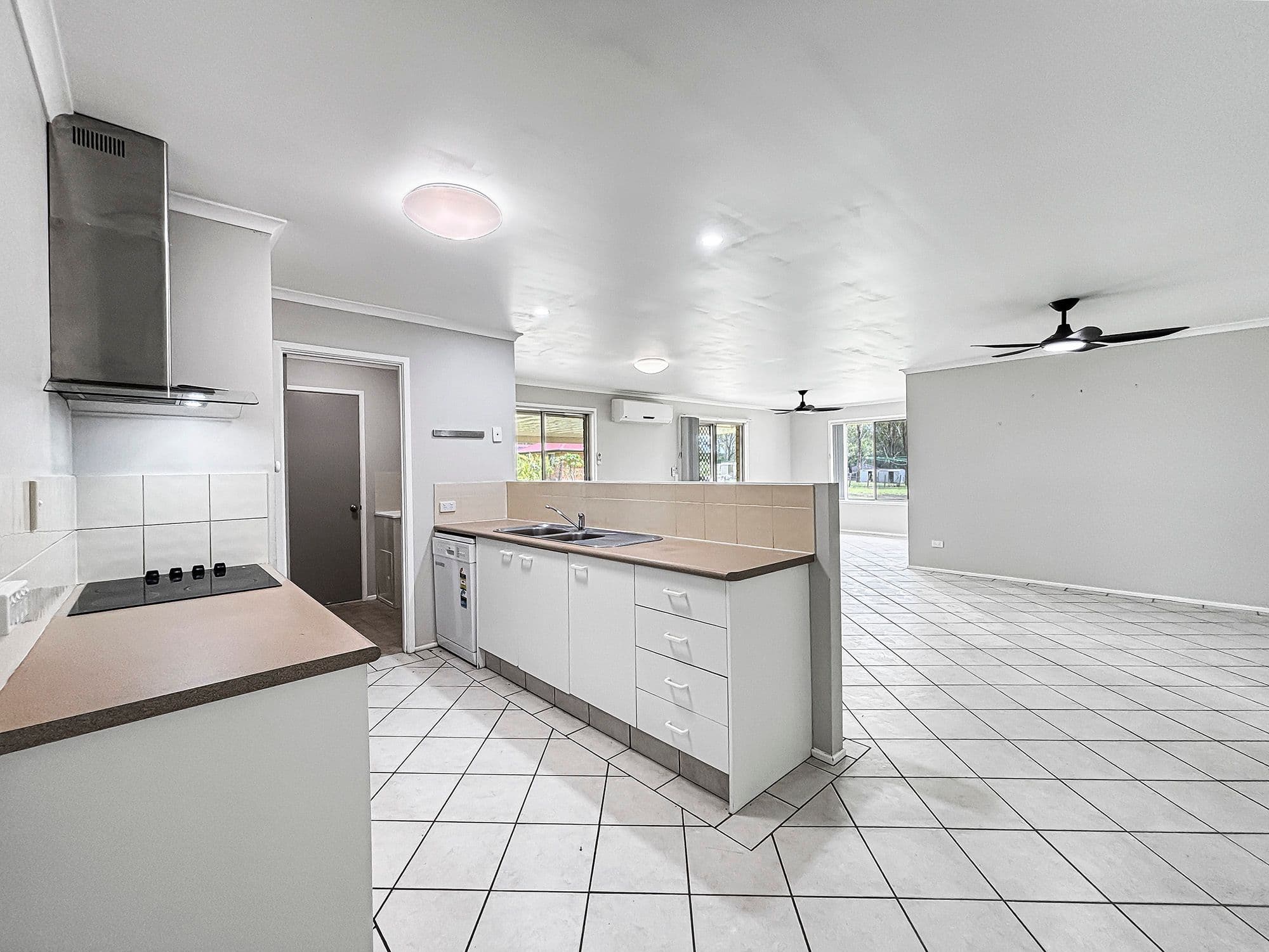 39-41 Elm Road, Walloon QLD 4306, Walloon - Thumbnail 8
