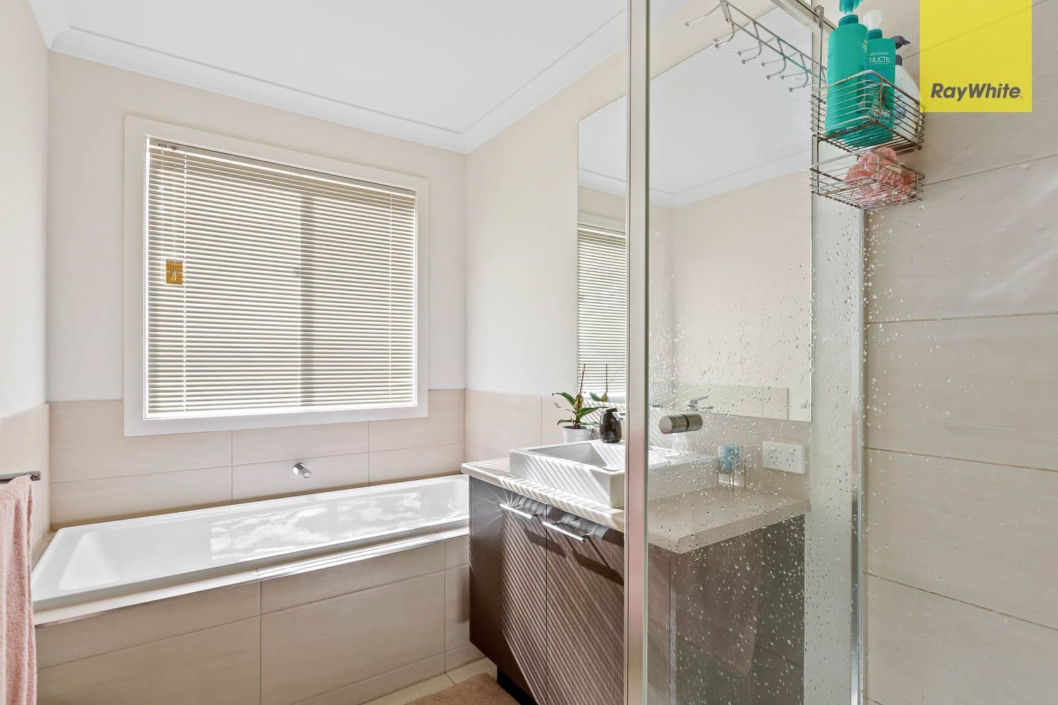 48 Toolern Waters Drive, Melton South VIC 3338, Melton South - Thumbnail 5