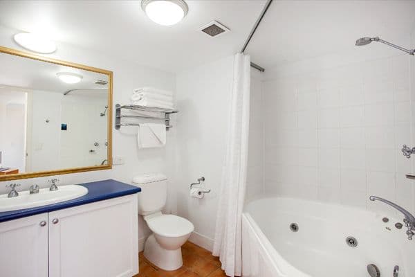 Unit 425 Griffith Street 'Calypso', COOLANGATTA QLD 4225, Coolangatta - Thumbnail 5