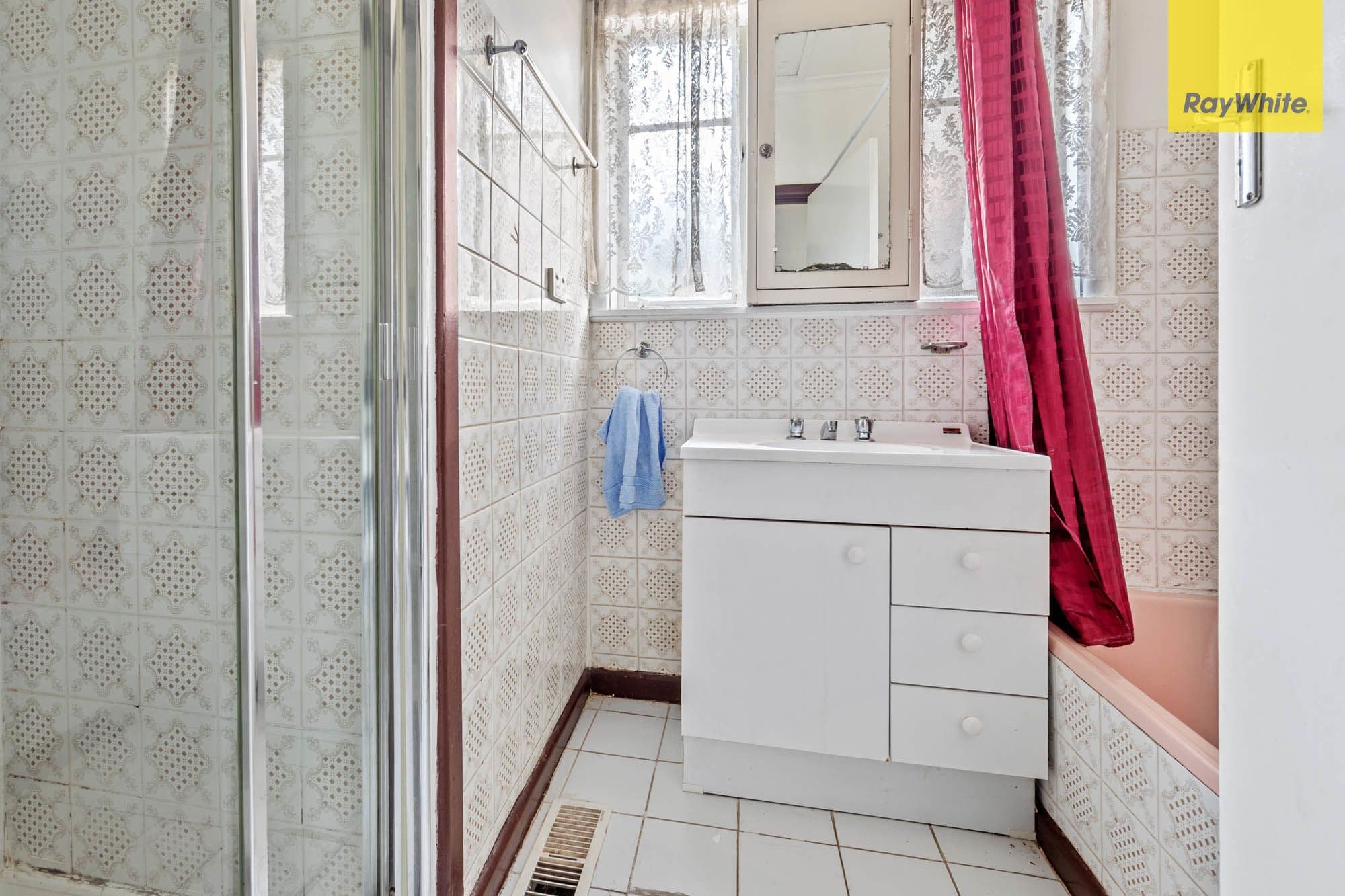 65 Avondale Avenue, St Albans VIC 3021, St Albans - Thumbnail 6