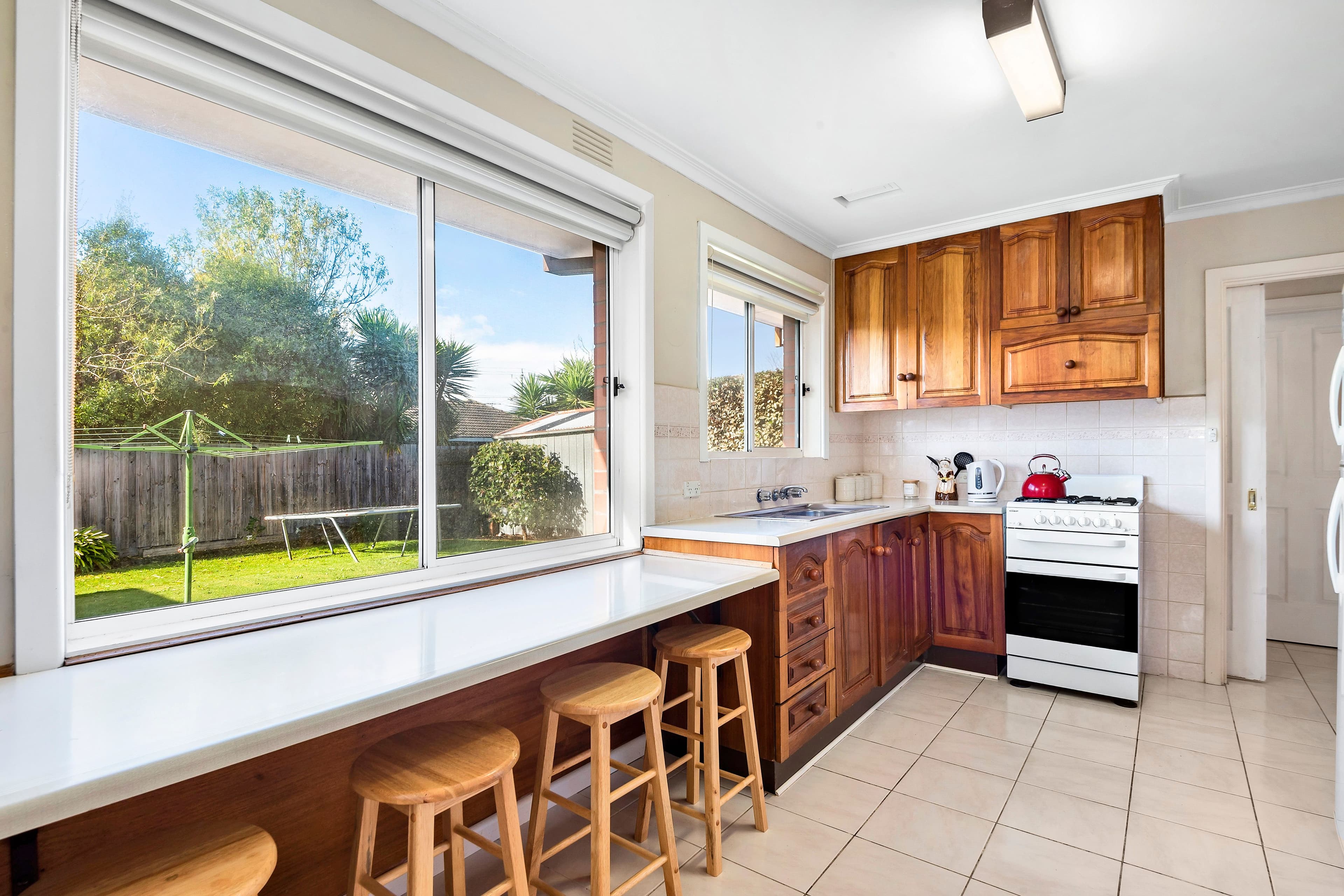 10 Eunice Drive, Cheltenham VIC 3192, Cheltenham - Thumbnail 3