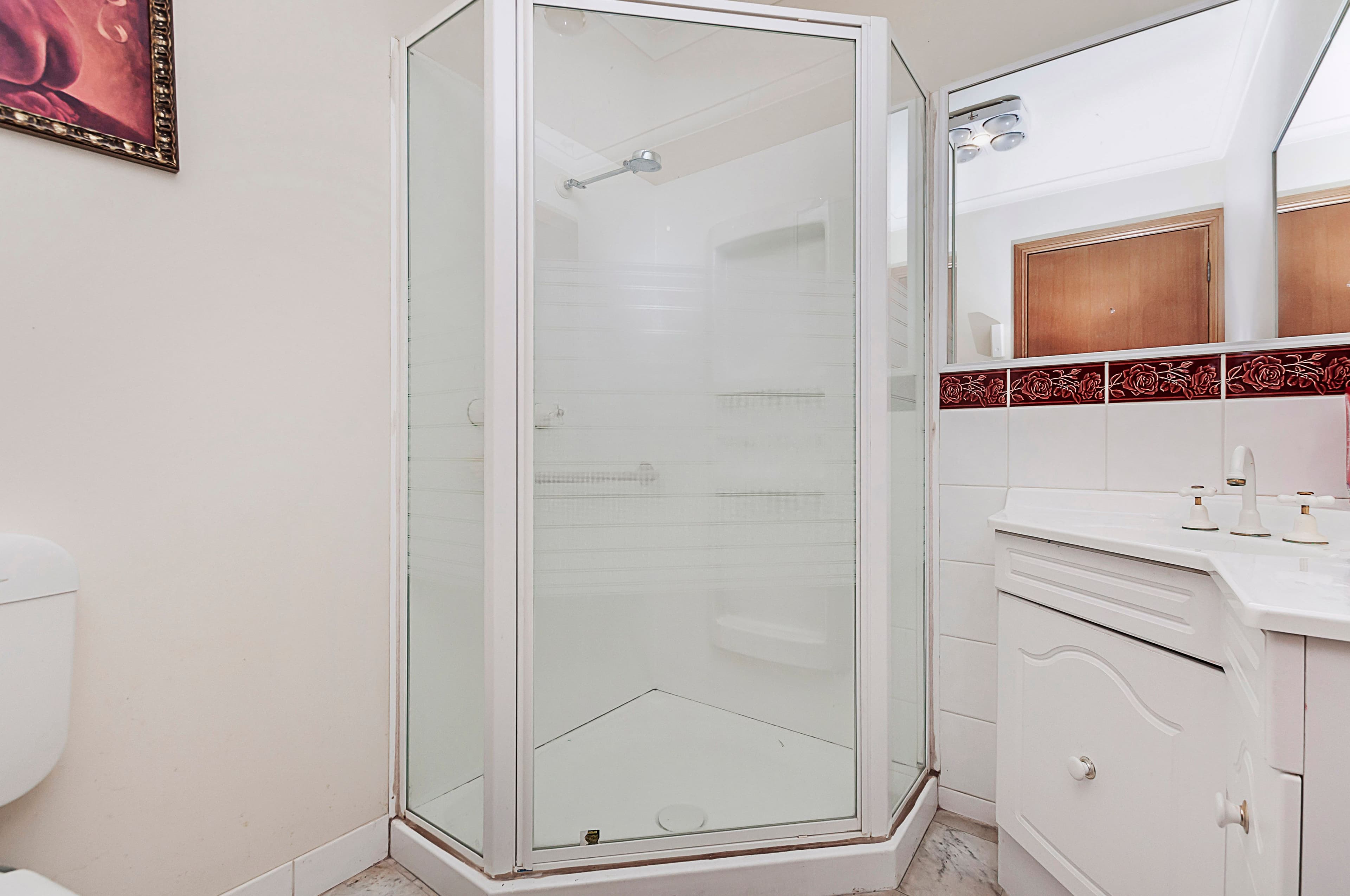 15 Windsor Court, Warrnambool VIC 3280, Warrnambool - Thumbnail 8