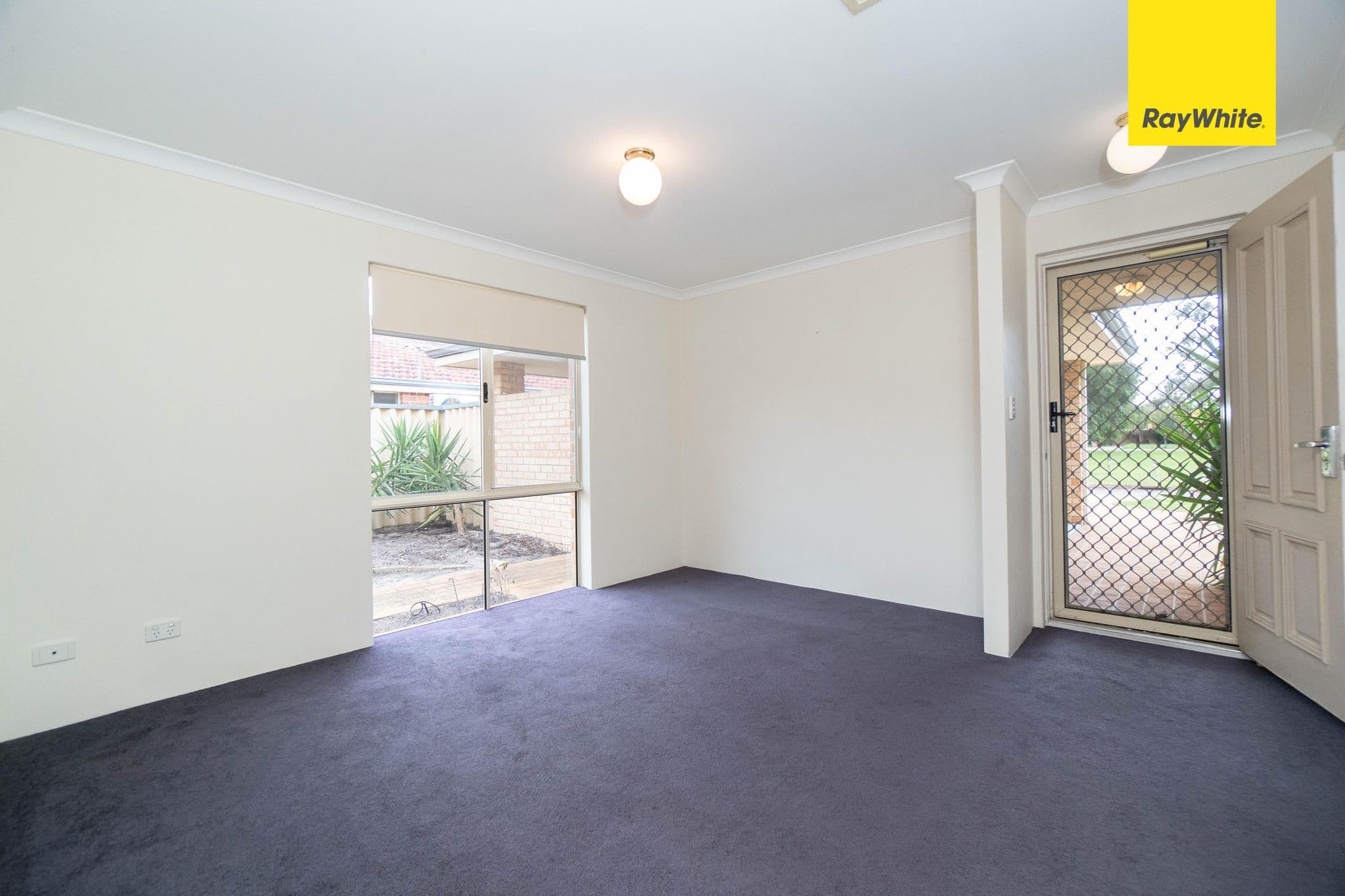 65 Lintonmarc Drive, Redcliffe WA 6104, Redcliffe - Thumbnail 2