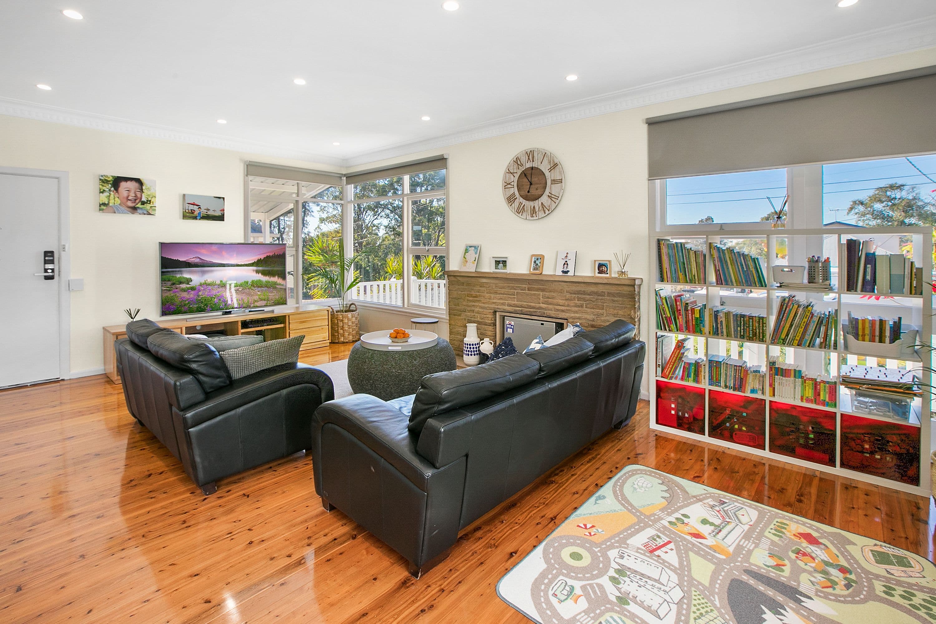 8 Pineview Avenue, Manly Vale - Thumbnail 4