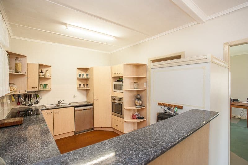 328 Scarborough Road, SCARBOROUGH QLD 4020, Scarborough - Thumbnail 2
