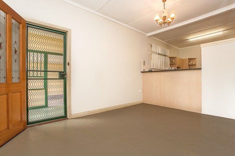 328 Scarborough Road, SCARBOROUGH QLD 4020, Scarborough - Thumbnail 7