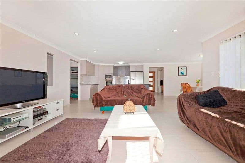 6 Gunadoo Street, THORNLANDS QLD 4164, Thornlands - Thumbnail 4