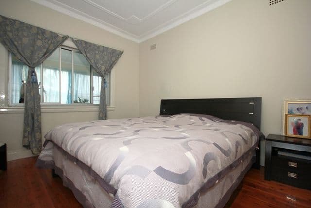 938 Punchbowl Road, PUNCHBOWL NSW 2196, Punchbowl - Thumbnail 4