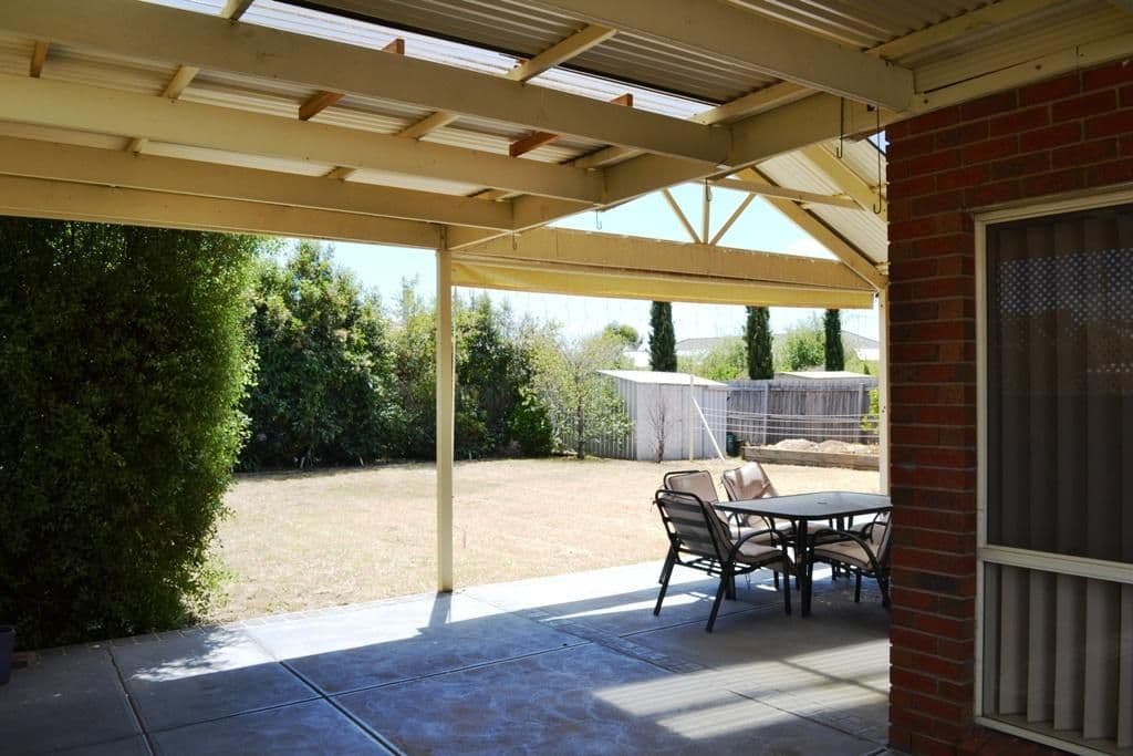 3 SALESIAN COURT, SUNBURY VIC 3429, Sunbury - Thumbnail 8