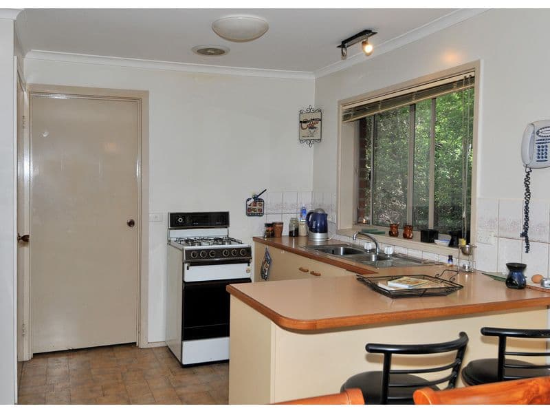 158 Hothlyn Drive, CRAIGIEBURN VIC 3064, Craigieburn - Thumbnail 2