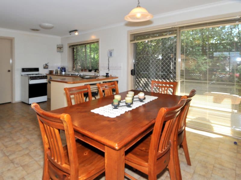 158 Hothlyn Drive, CRAIGIEBURN VIC 3064, Craigieburn - Thumbnail 4