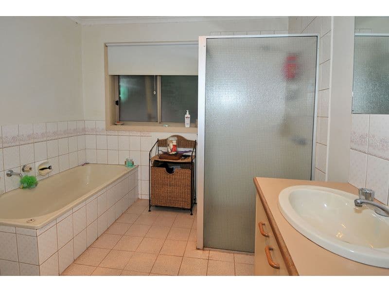 158 Hothlyn Drive, CRAIGIEBURN VIC 3064, Craigieburn - Thumbnail 6
