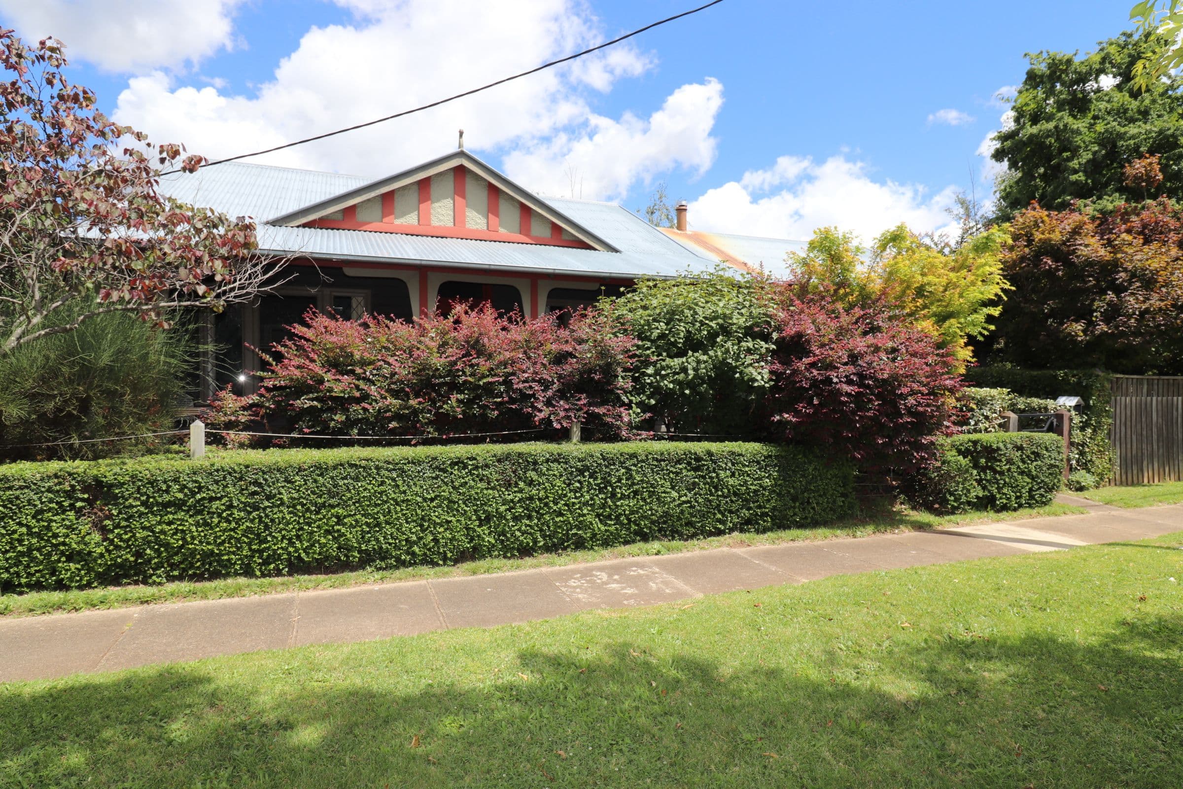108 West Avenue, Glen Innes NSW 2370, Glen Innes - Image 1