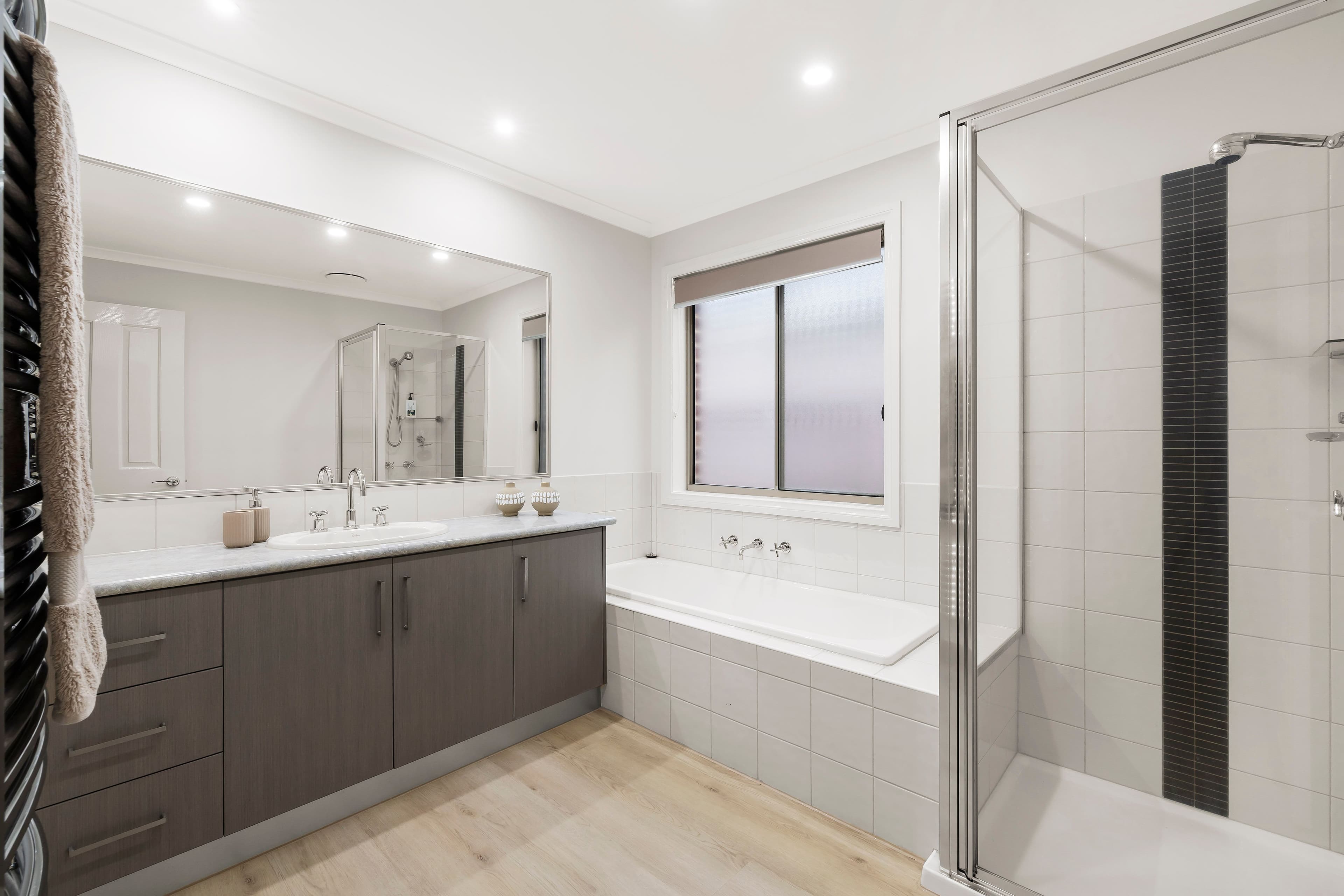 24 Neddletail Crescent, South Morang VIC 3752, South Morang - Thumbnail 8