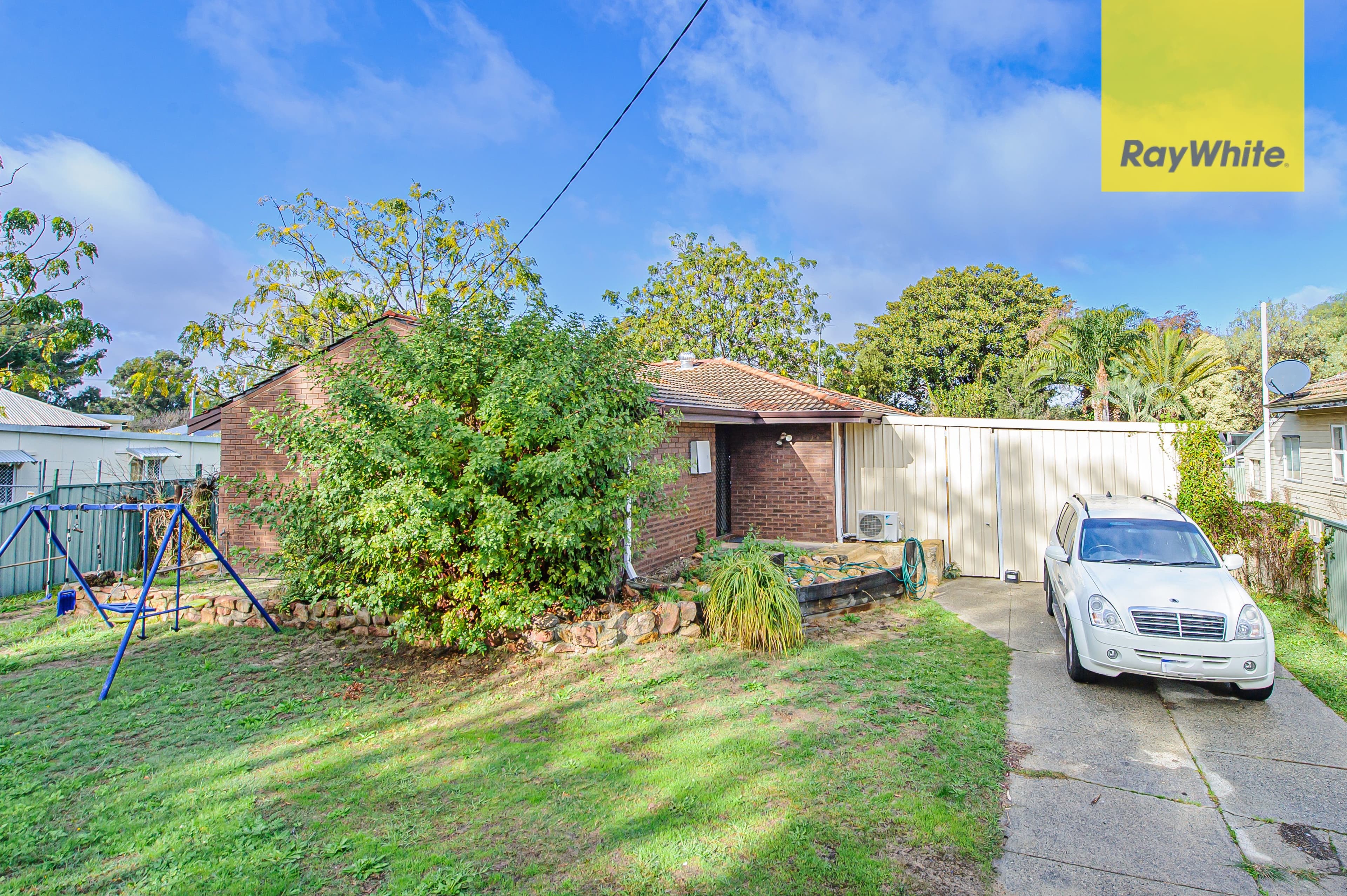 29 Helen Street, Bellevue WA 6056, Bellevue - Thumbnail 2