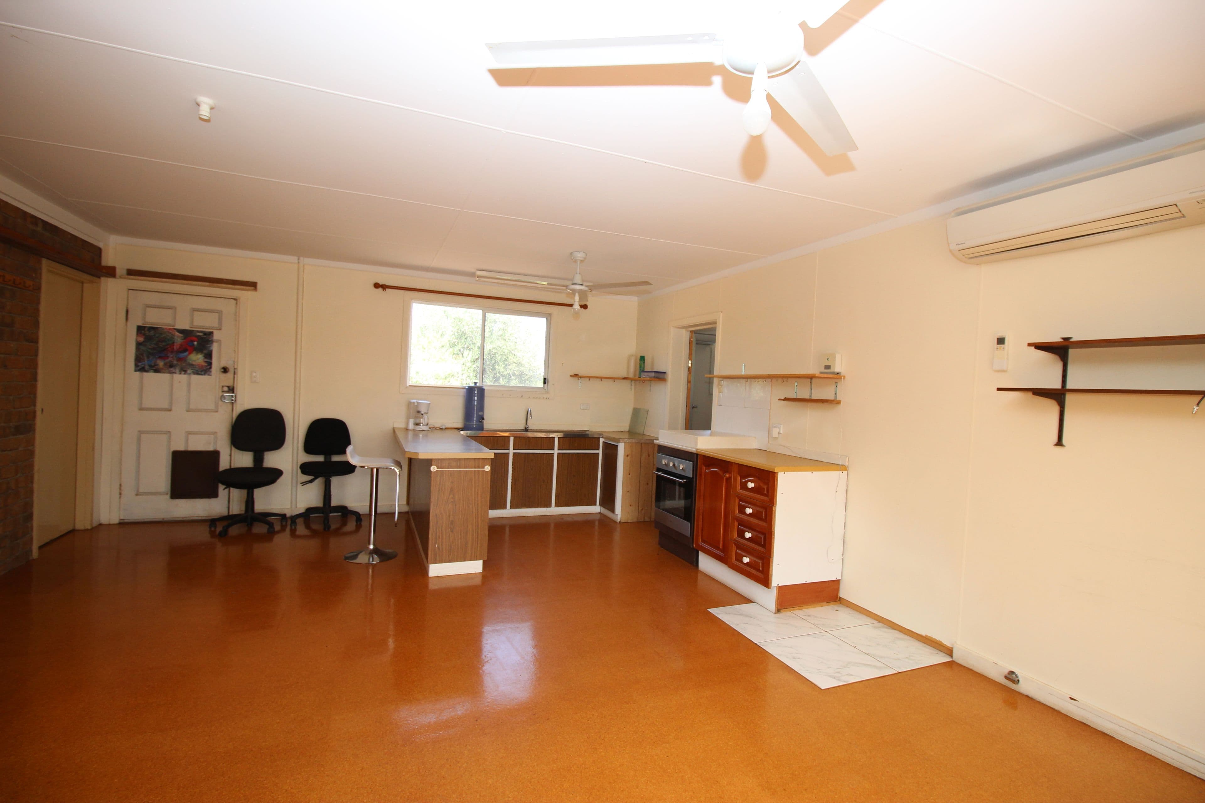 18 Kemp Street, Sunlands SA 5322, Sunlands - Thumbnail 2