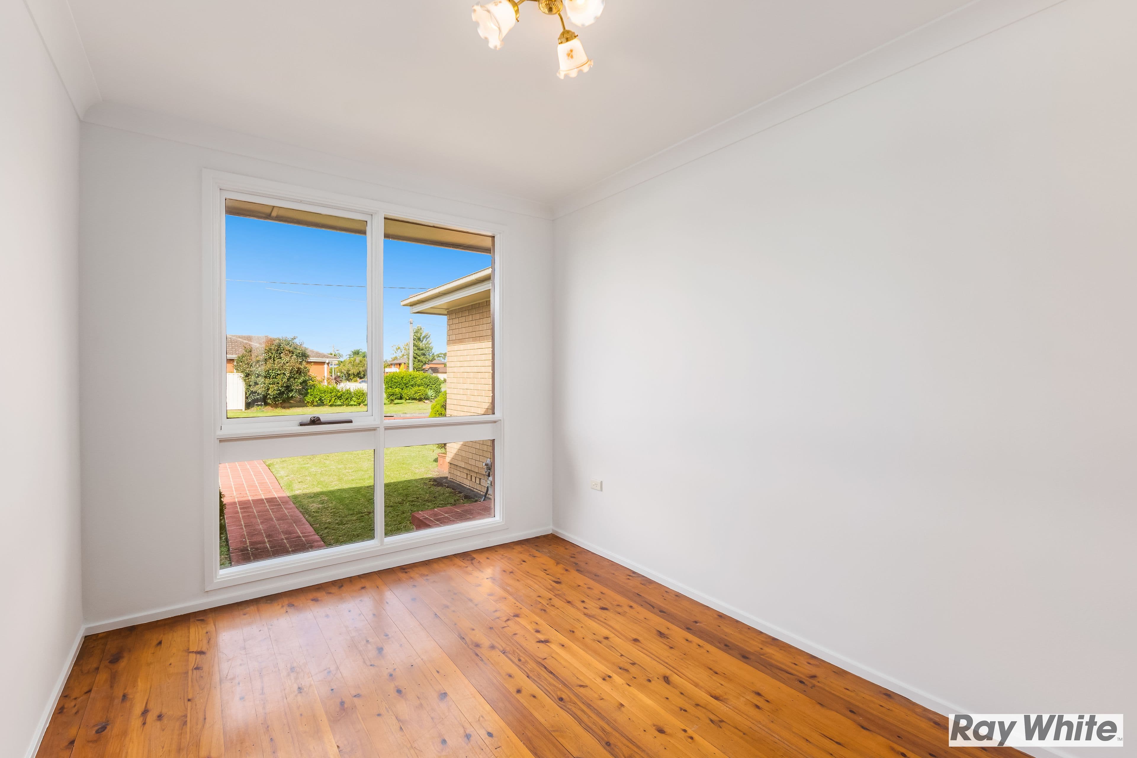 26 Howell Avenue, Kanahooka - Thumbnail 5