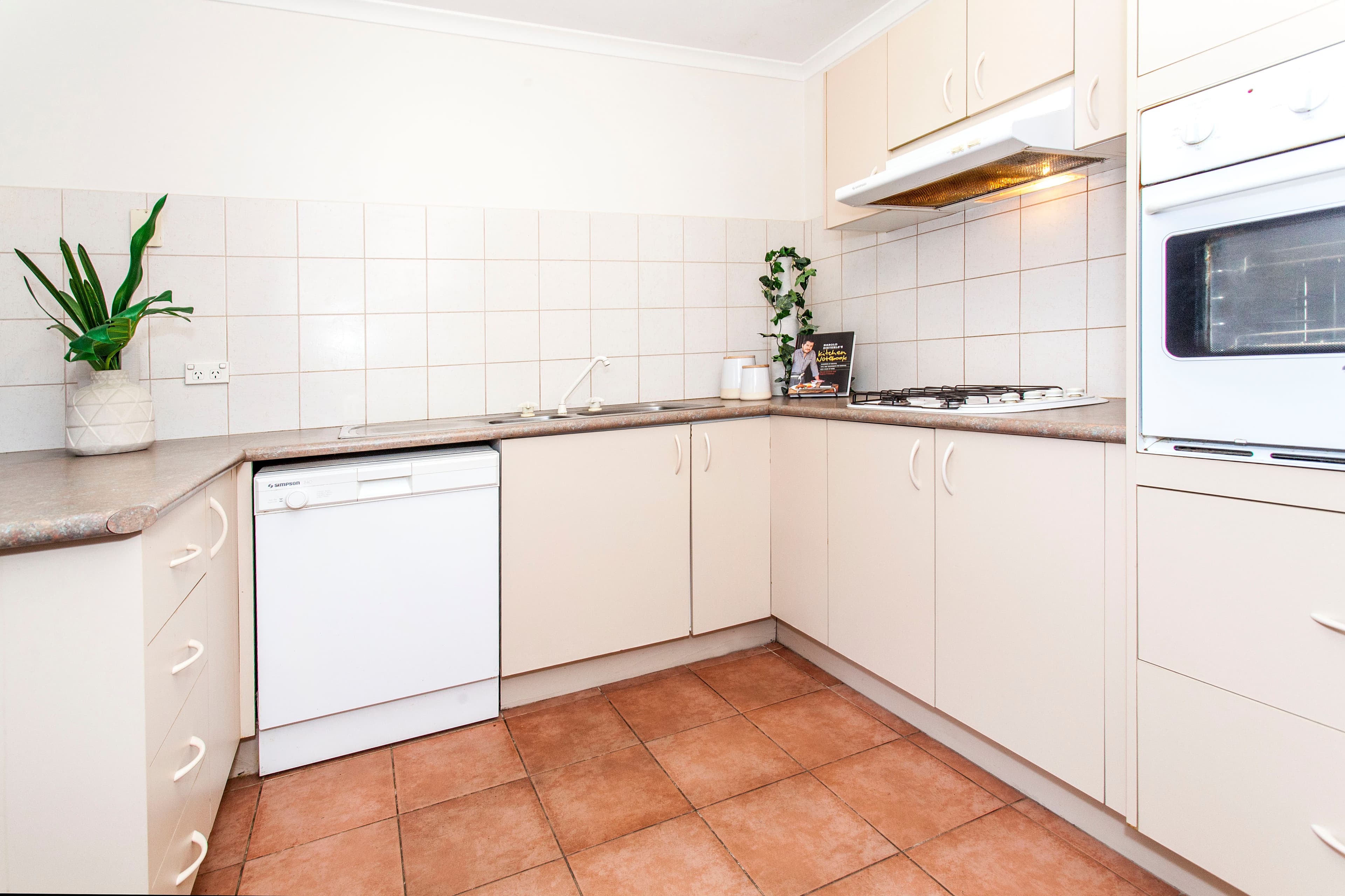 43 Heathcote Drive, Forest Hill VIC 3131, Forest Hill - Thumbnail 3