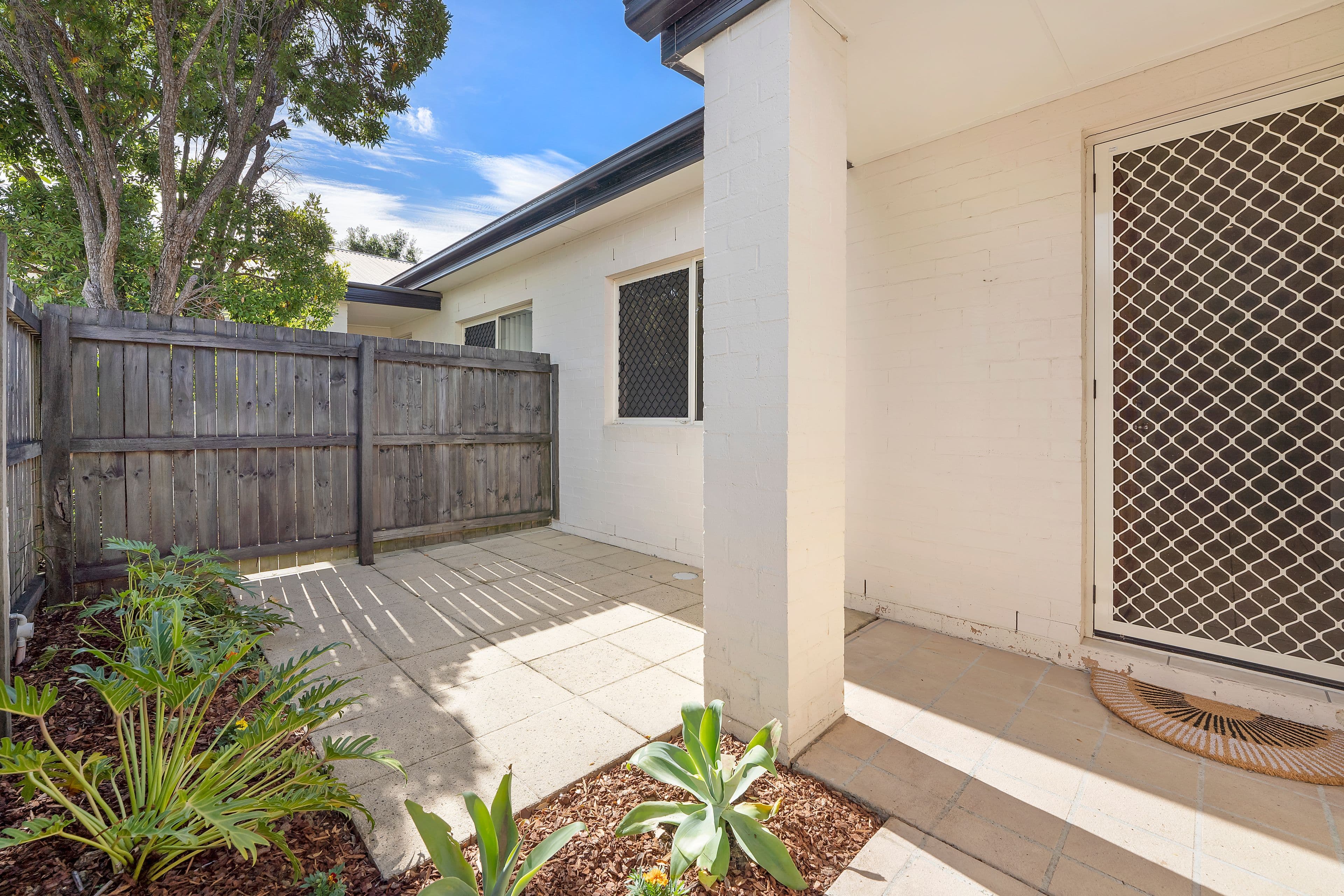 22 -24 Tilley Street, Redcliffe QLD 4020, Redcliffe - Thumbnail 2