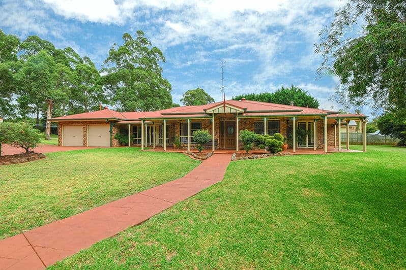 7 Mavis Court, Highfields QLD 4352, Highfields - Image 1