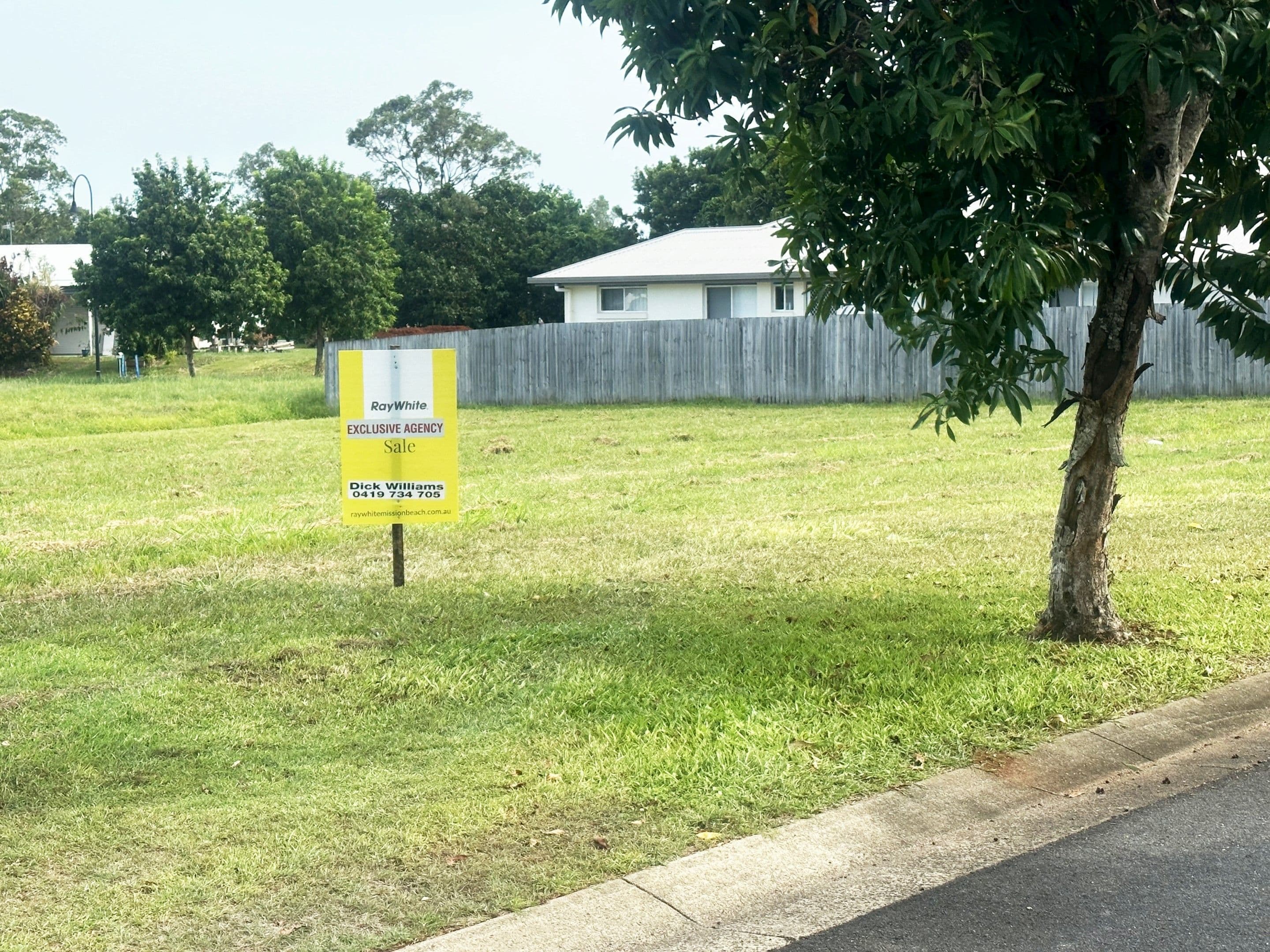 52 Shelly Court, Mission Beach QLD 4852, Mission Beach - Thumbnail 2