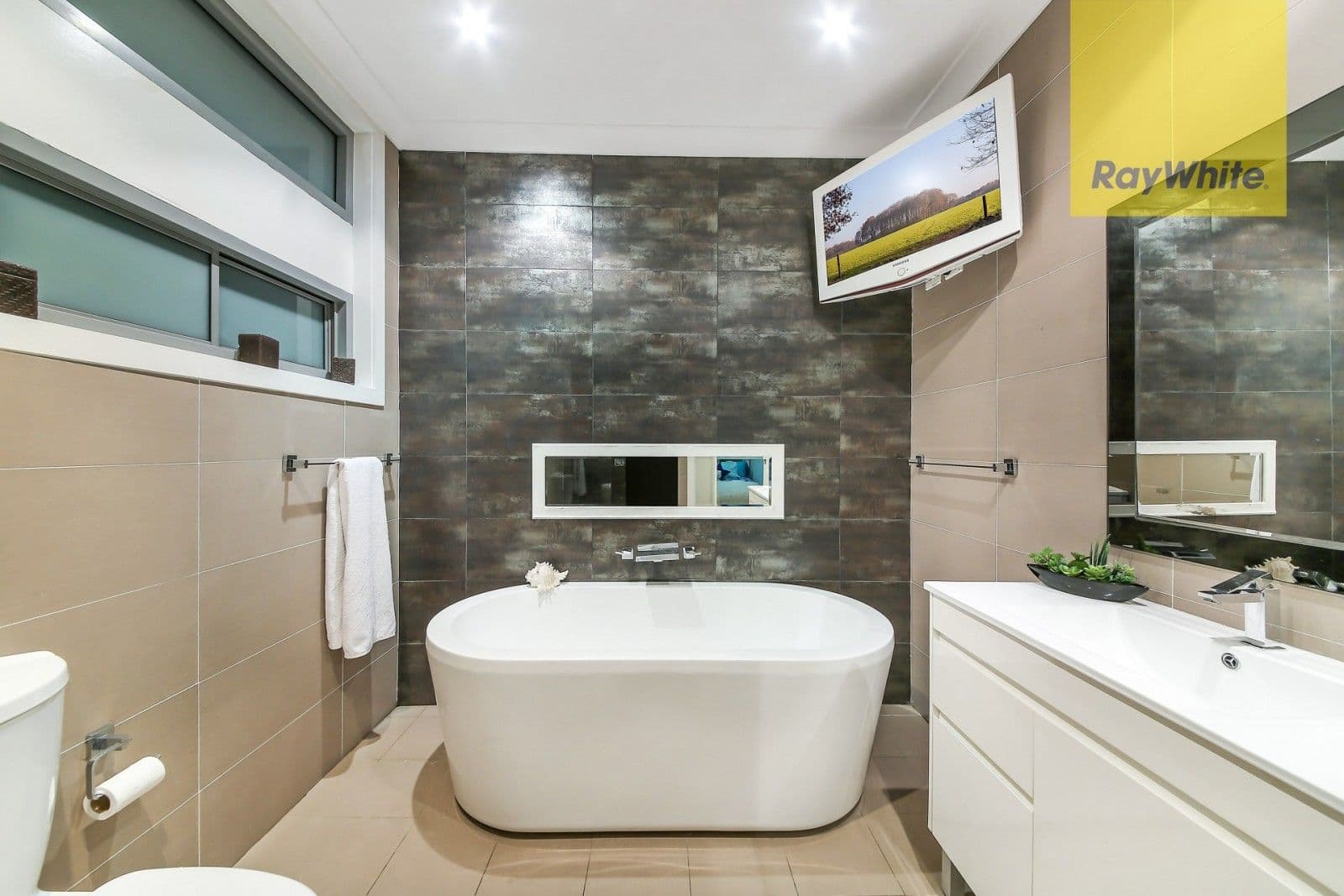 55 Bettington Road, Oatlands - Thumbnail 5