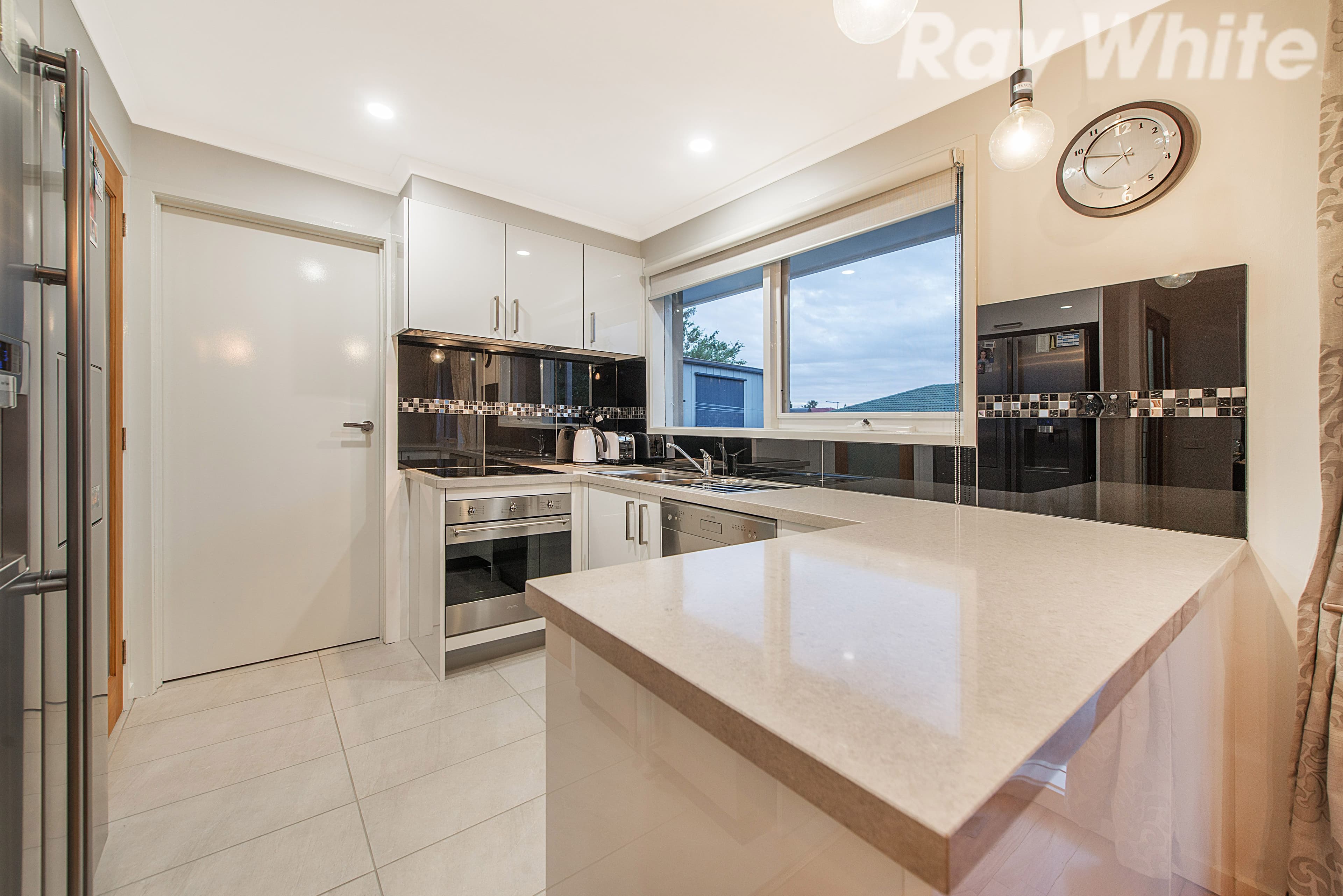 13 Solway Close, Ferntree Gully VIC 3156, Ferntree Gully - Thumbnail 4