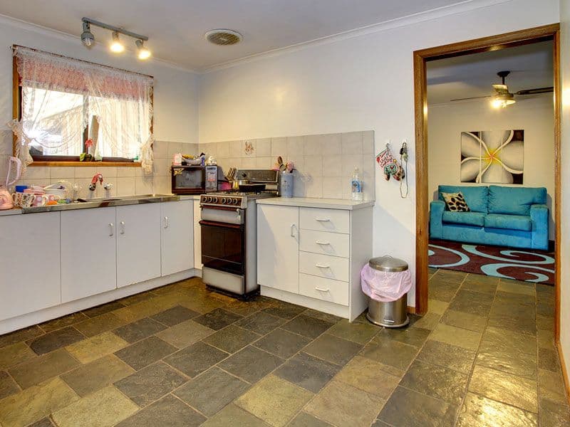 14 Williams Avenue, HACKHAM WEST SA 5163, Hackham West - Thumbnail 3