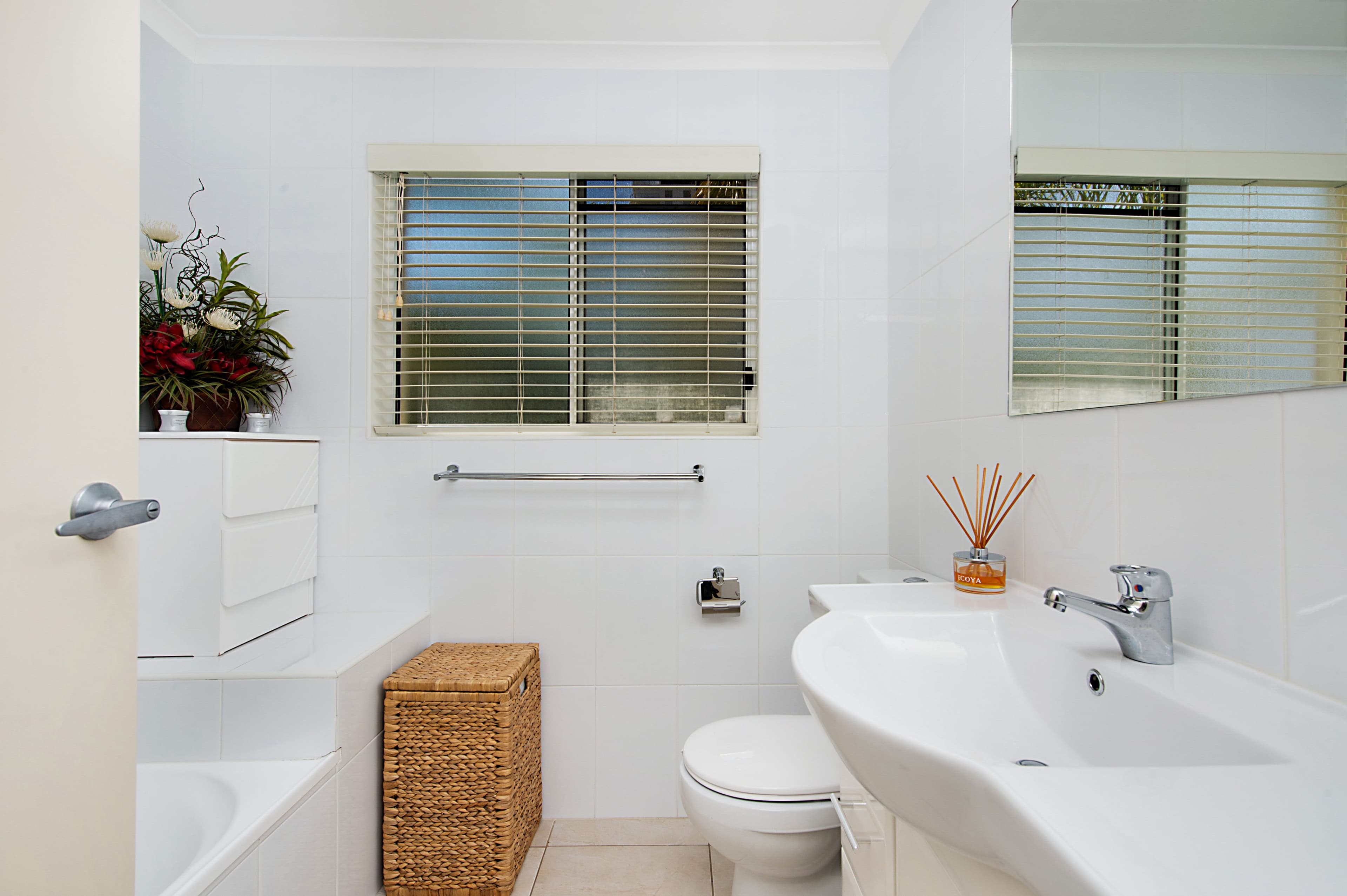 12 'Moonbird' 25 Federation Avenue, Broadbeach QLD 4218, Broadbeach - Thumbnail 6