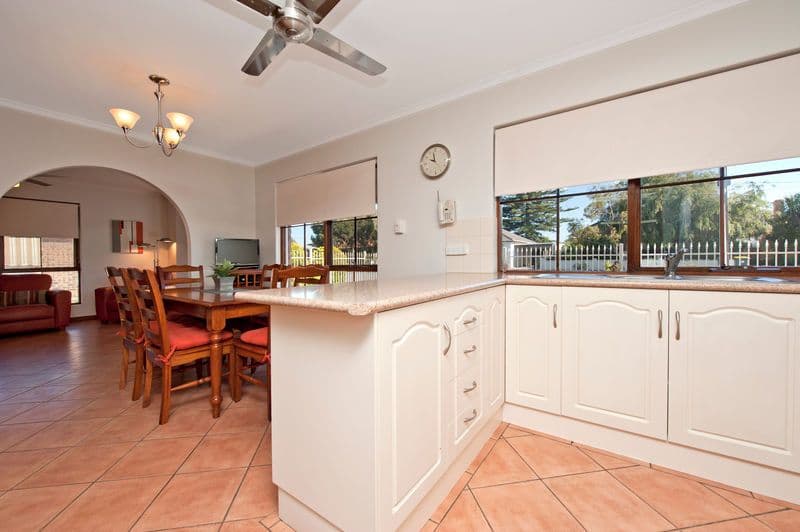 102  Jetty Road, LARGS BAY SA 5016, Largs Bay - Thumbnail 4