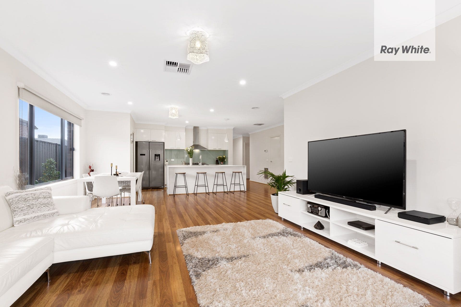 56 Gladesville Drive, Bentleigh East - Thumbnail 3