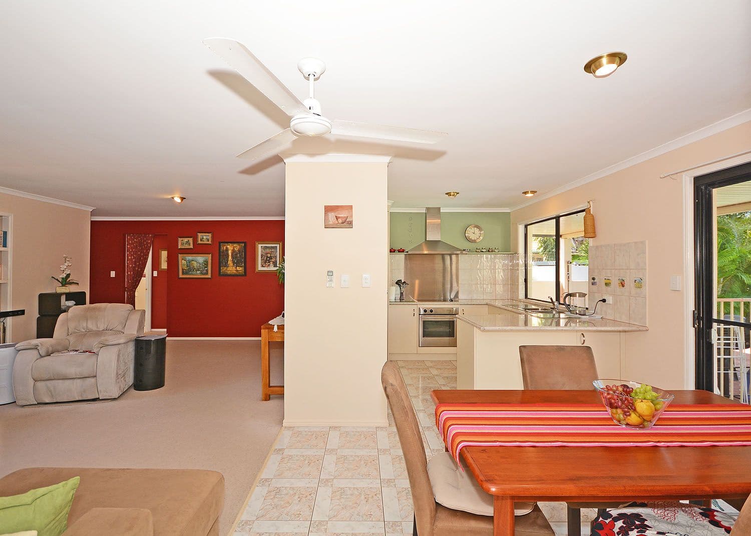 8 Jonwest Close, Torquay QLD 4655, Torquay - Thumbnail 4