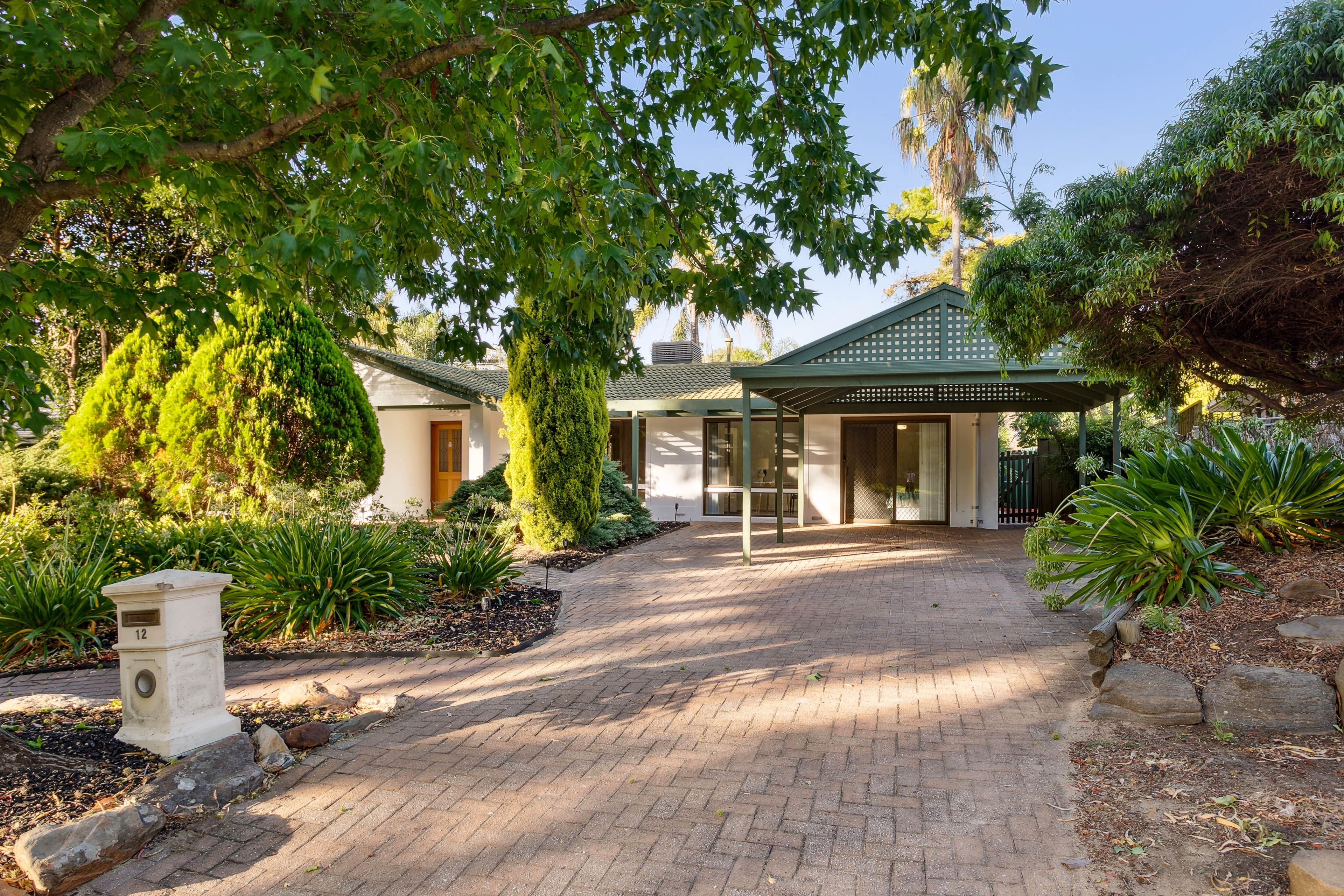 12 Woodlea Drive, Aberfoyle Park SA 5159, Aberfoyle Park - Thumbnail 2