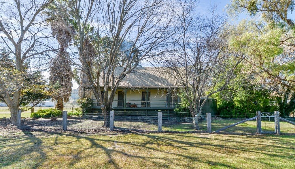 2 - 4 Frederick Street, Woolomin NSW 2340, Woolomin - Thumbnail 2