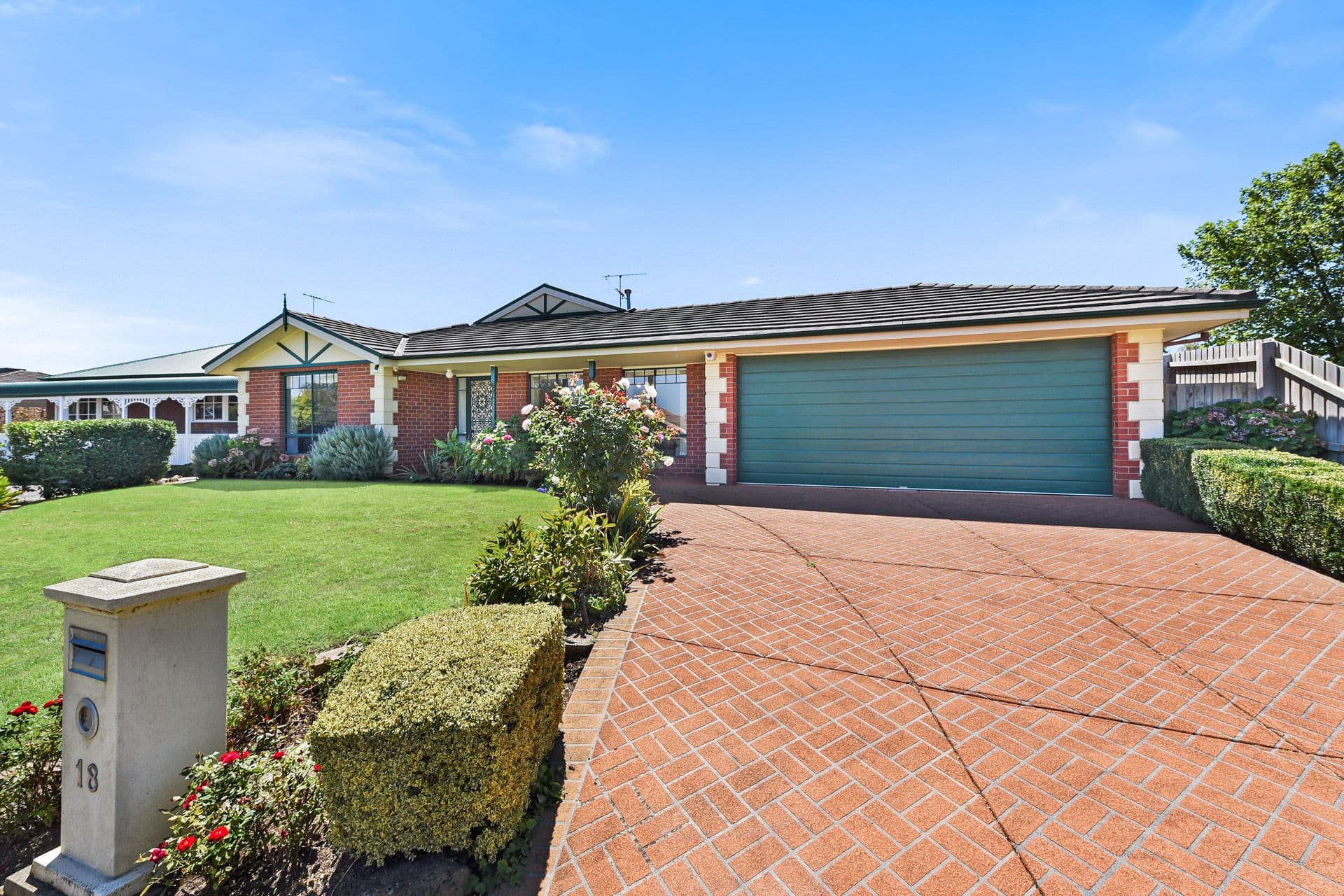 18 Edrington Park Drive, Berwick VIC 3806, Berwick - Image 1