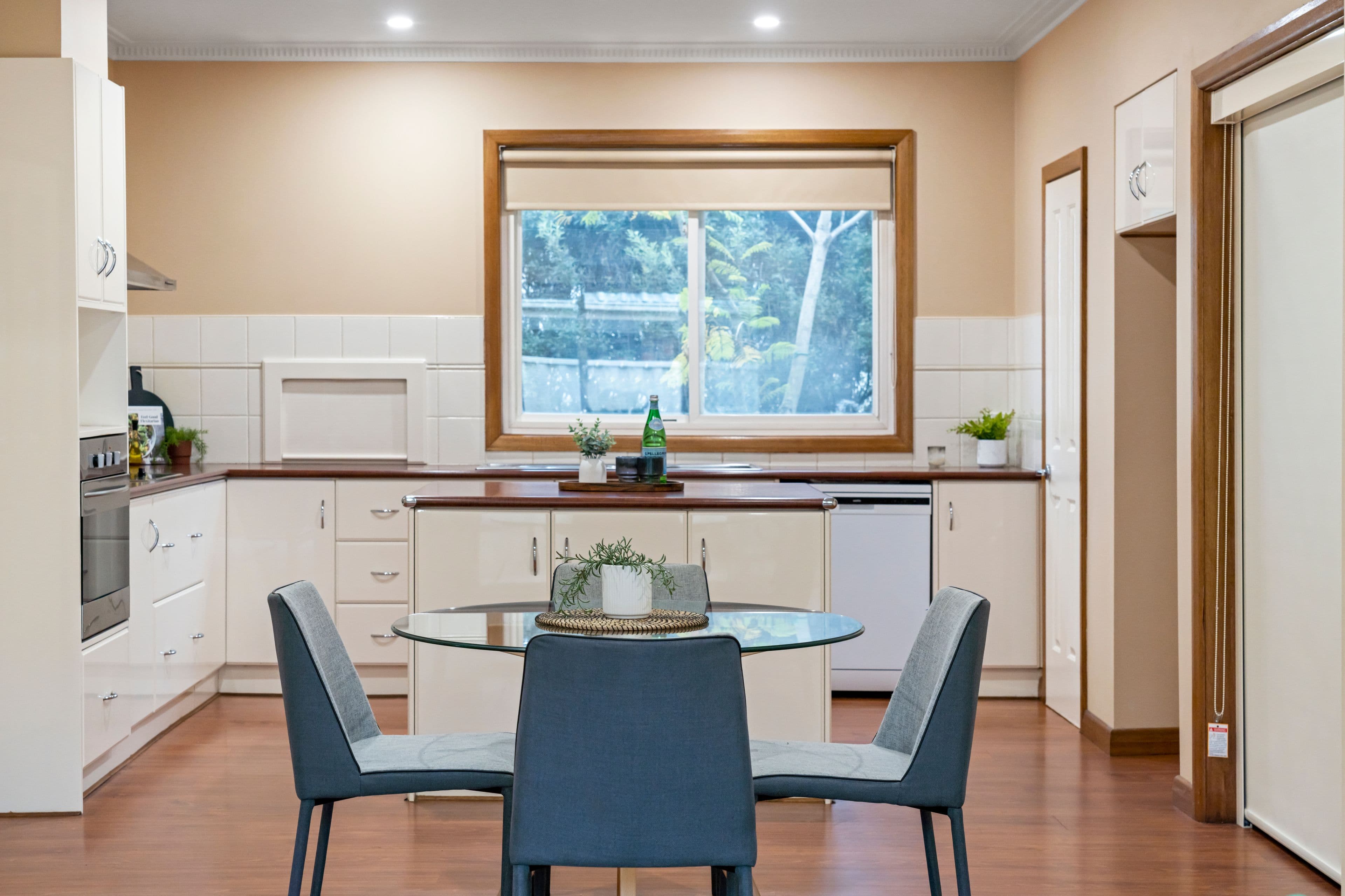 6 Horne Street, Sunbury VIC 3429, Sunbury - Thumbnail 4