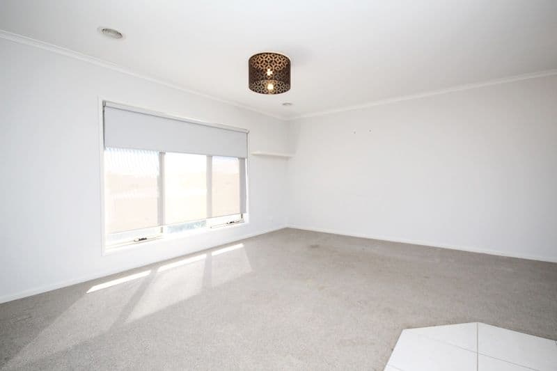 10 Sawyer Court, Horsham VIC 3400, Horsham - Thumbnail 2