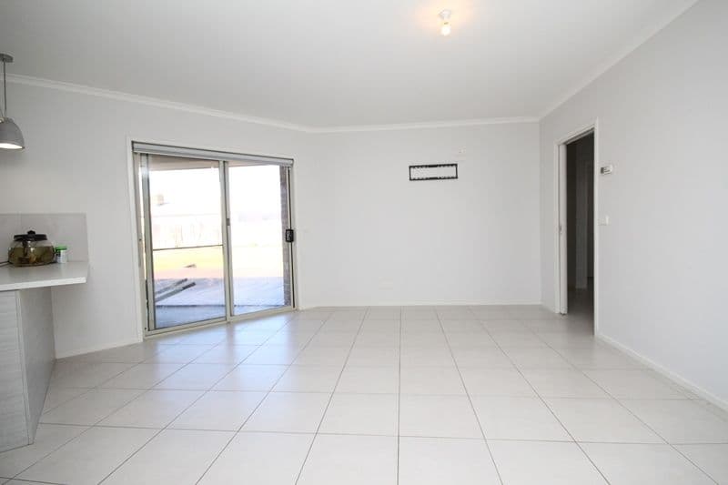 10 Sawyer Court, Horsham VIC 3400, Horsham - Thumbnail 7