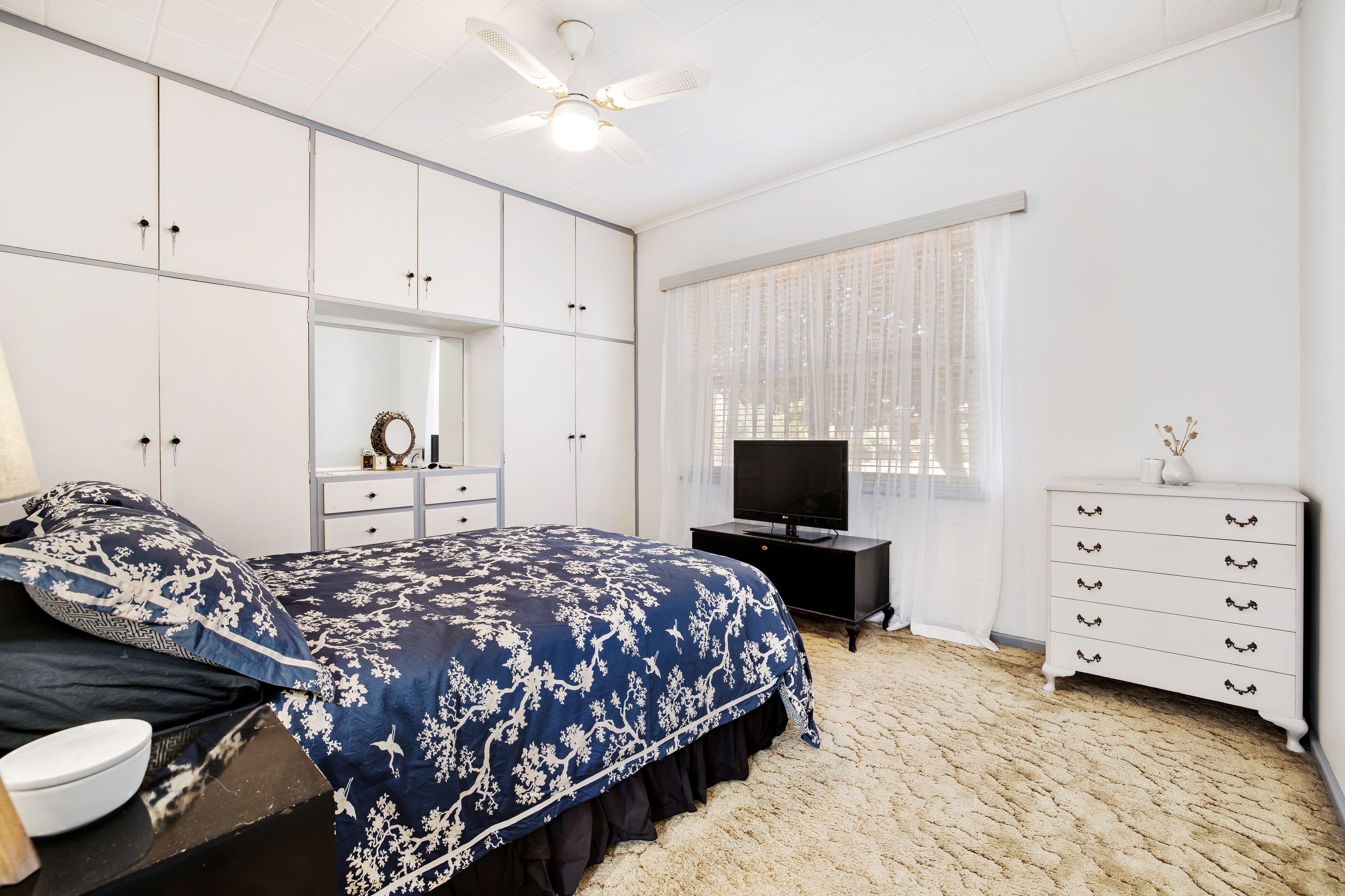 32 Oliphant Avenue, Marion SA 5043, Marion - Thumbnail 4