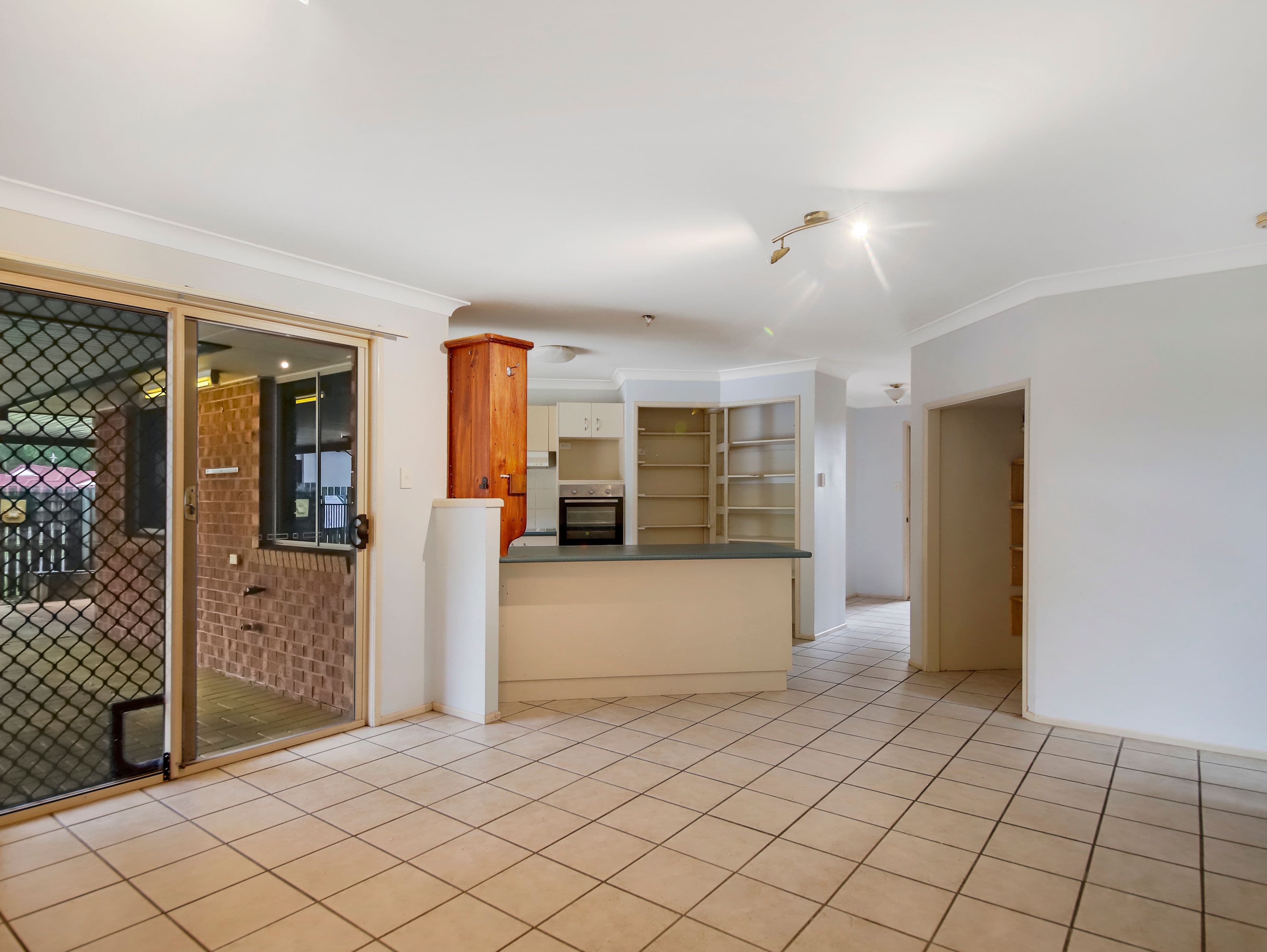 24 Greenway Court, Maryborough QLD 4650, Maryborough - Thumbnail 4