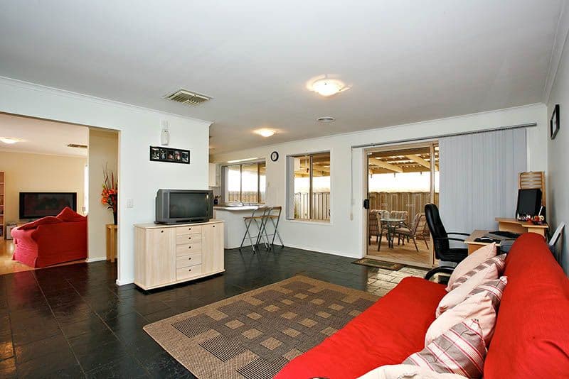 89 Barbados Drive, SEAFORD RISE SA 5169, Seaford Rise - Thumbnail 2