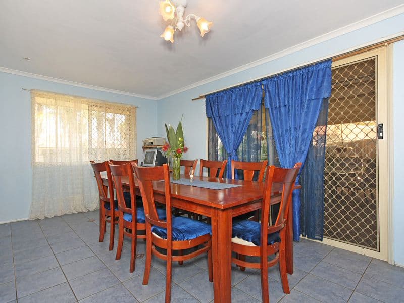 26 Cumberland Drive, VARSITY LAKES QLD 4227, Varsity Lakes - Thumbnail 4