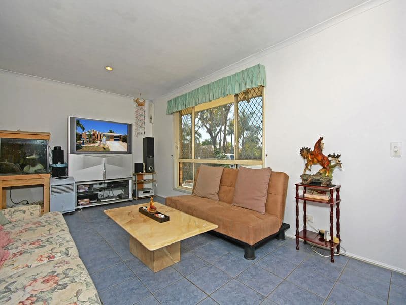 26 Cumberland Drive, VARSITY LAKES QLD 4227, Varsity Lakes - Thumbnail 5