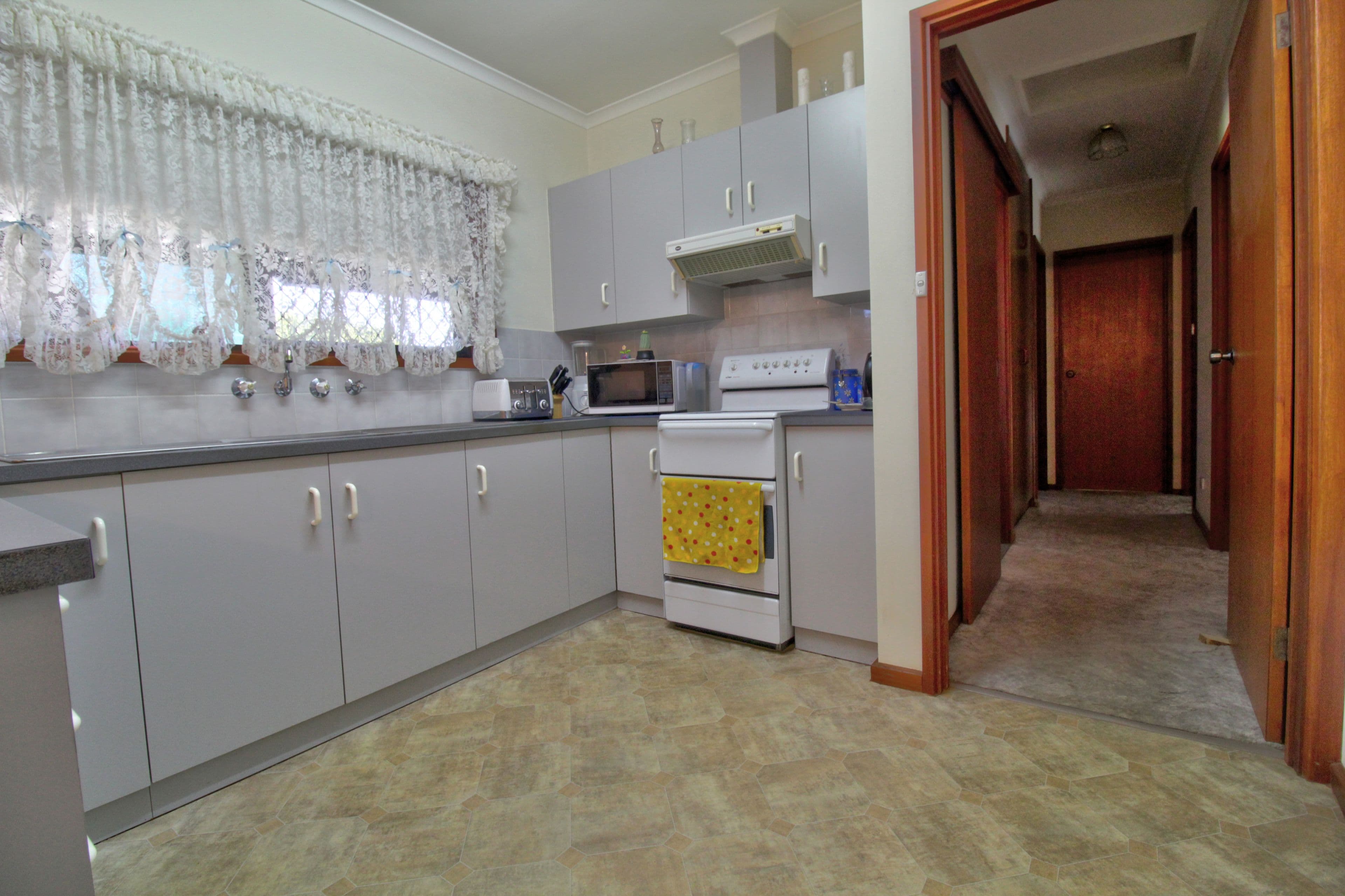 11 Phillips Road, Berri SA 5343, Berri - Thumbnail 7