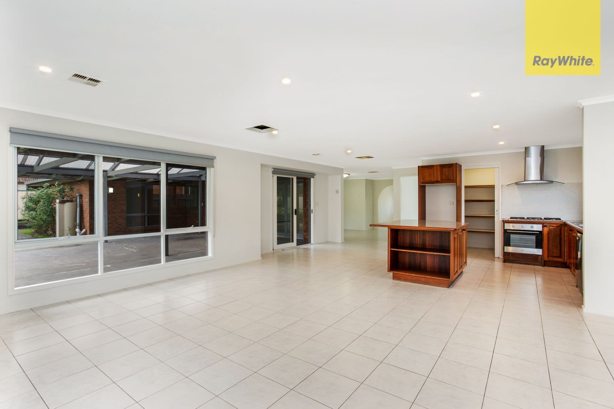 1 Gloucester Court, Sydenham VIC 3037, Sydenham - Thumbnail 3