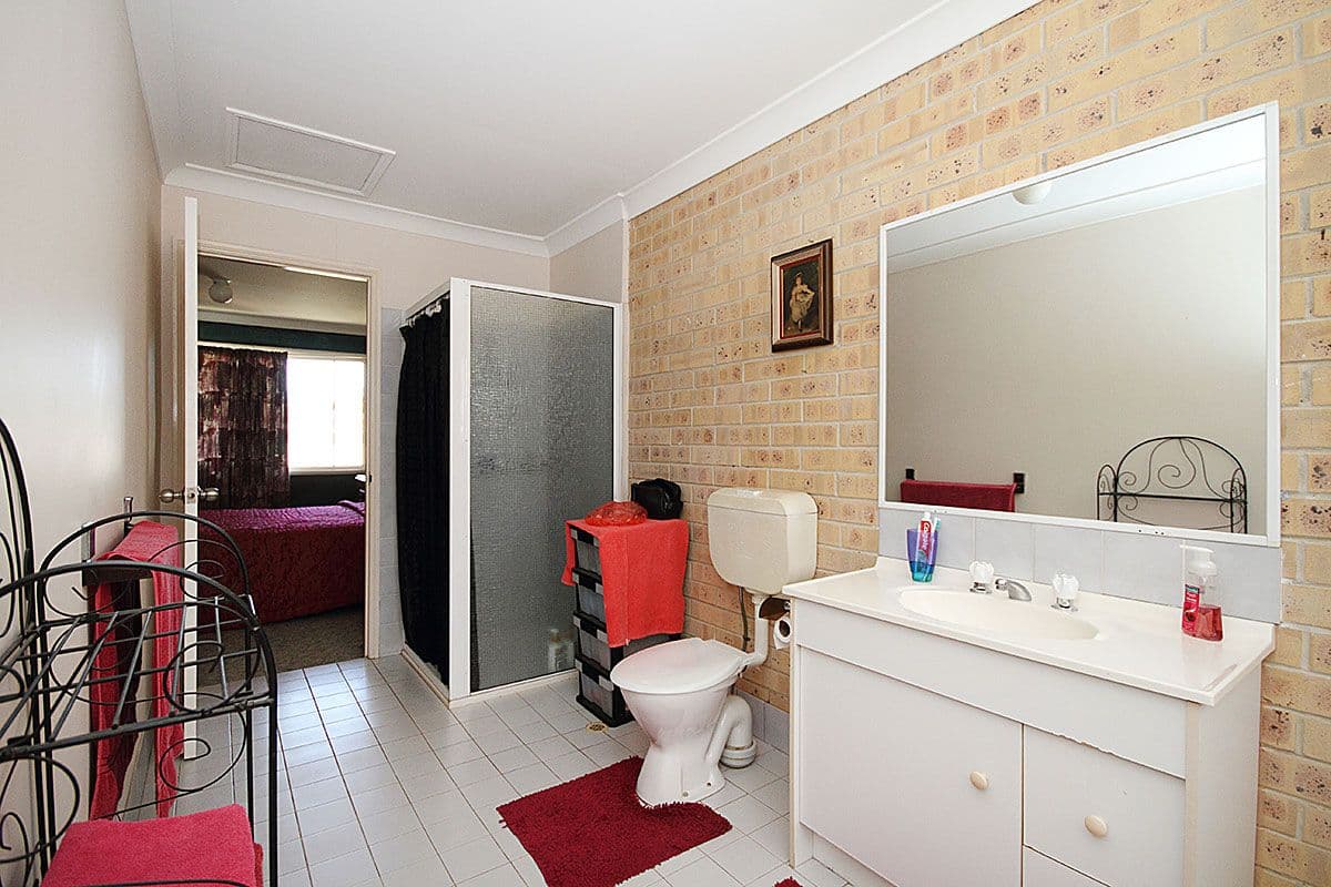 7 Pendlebury Court, Edens Landing QLD 4207, Edens Landing - Thumbnail 2