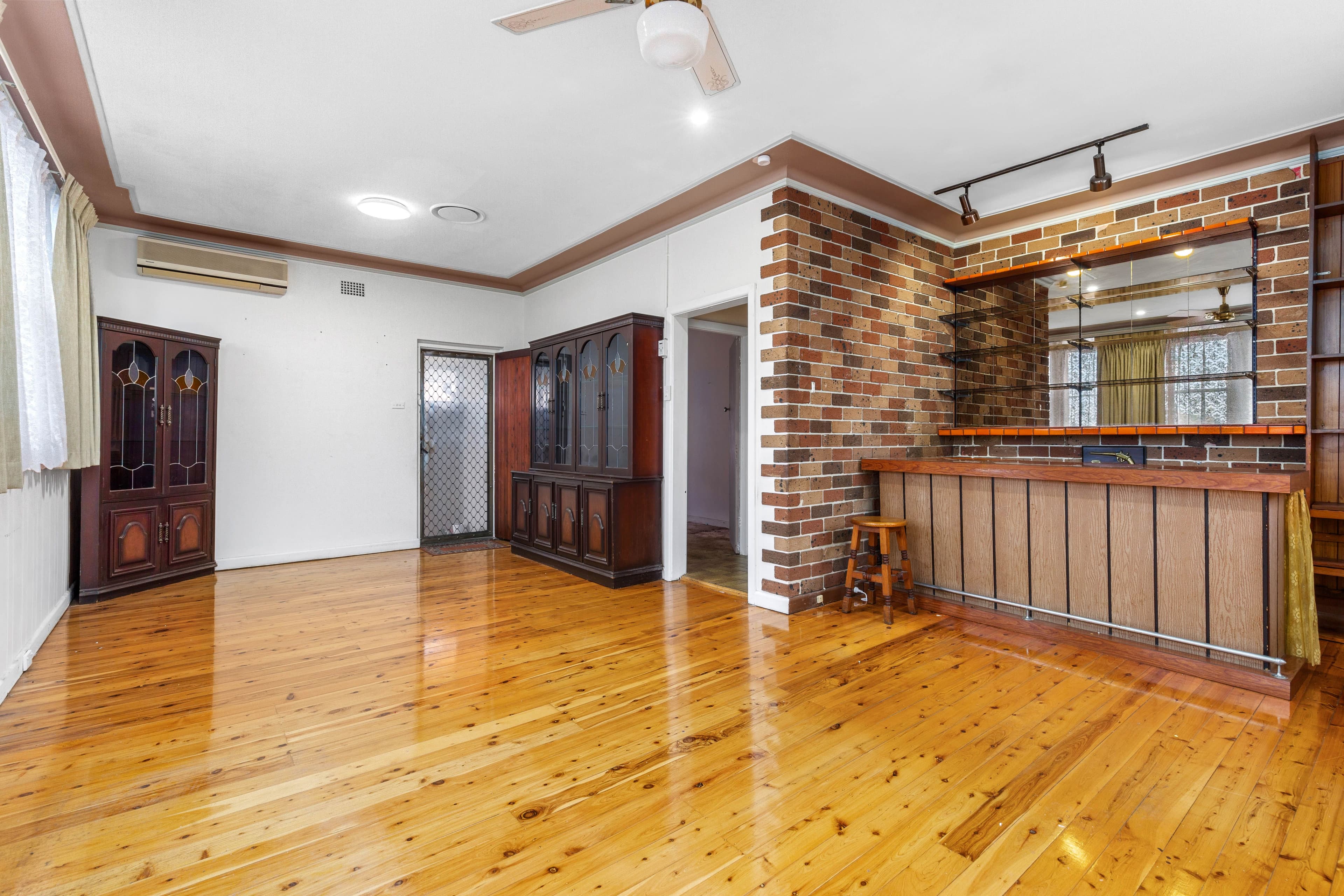 19 Ponyara Road, Beverly Hills NSW 2209, Beverly Hills - Thumbnail 3